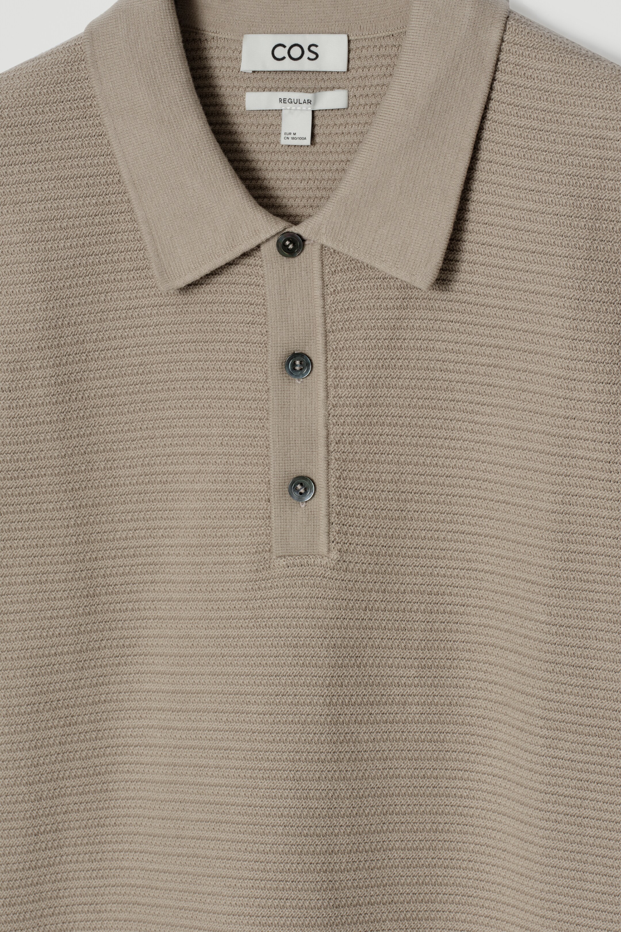 Agrandir l'image: POLO EN MAILLE DE COTON TEXTURÉE - TAUPE - HOMME | H&M CH 7