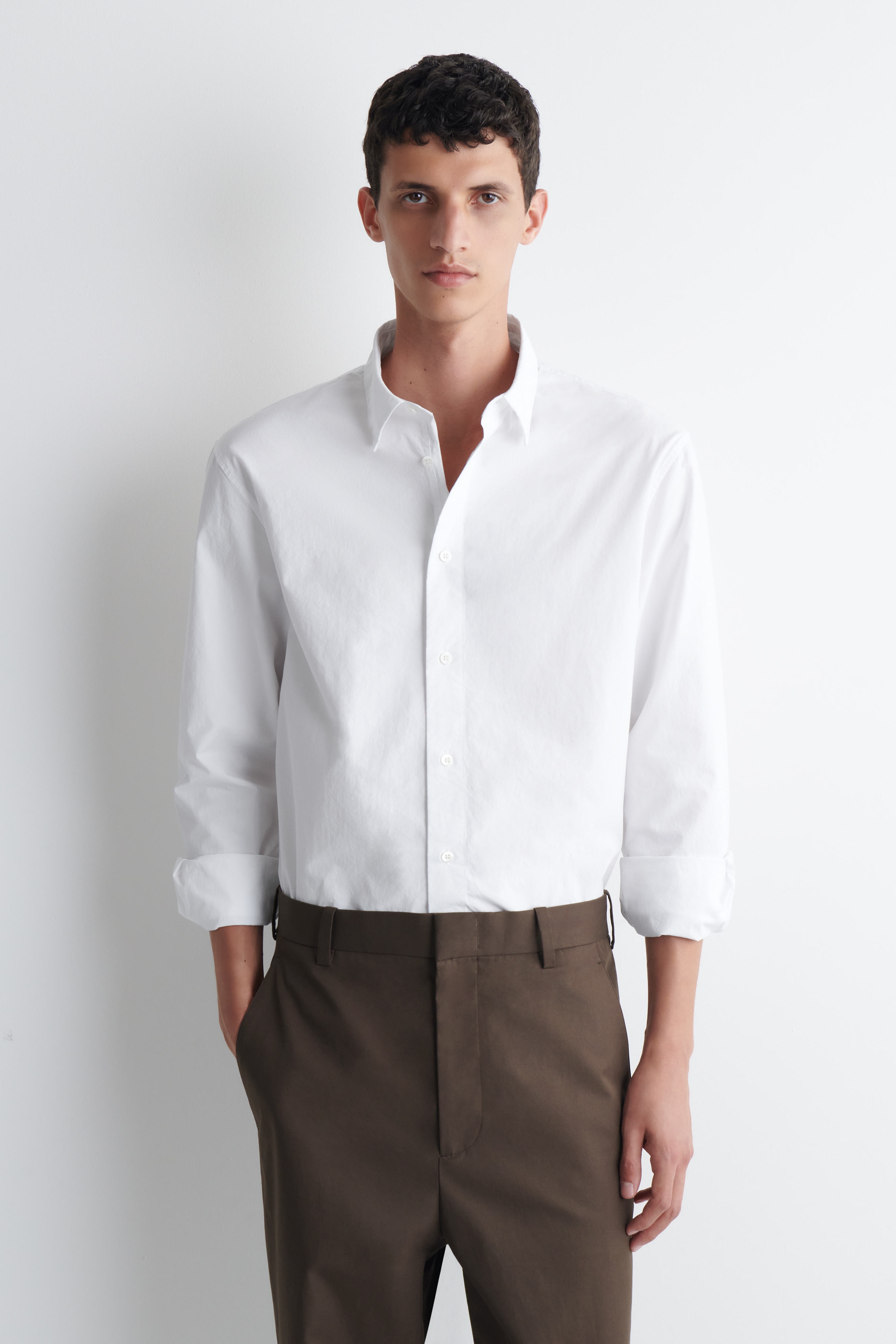 Camisa descontraída em popelina de algodão pima - BRANCO/Caqui/BRANCO/AZUL/azul-claro/AZUL