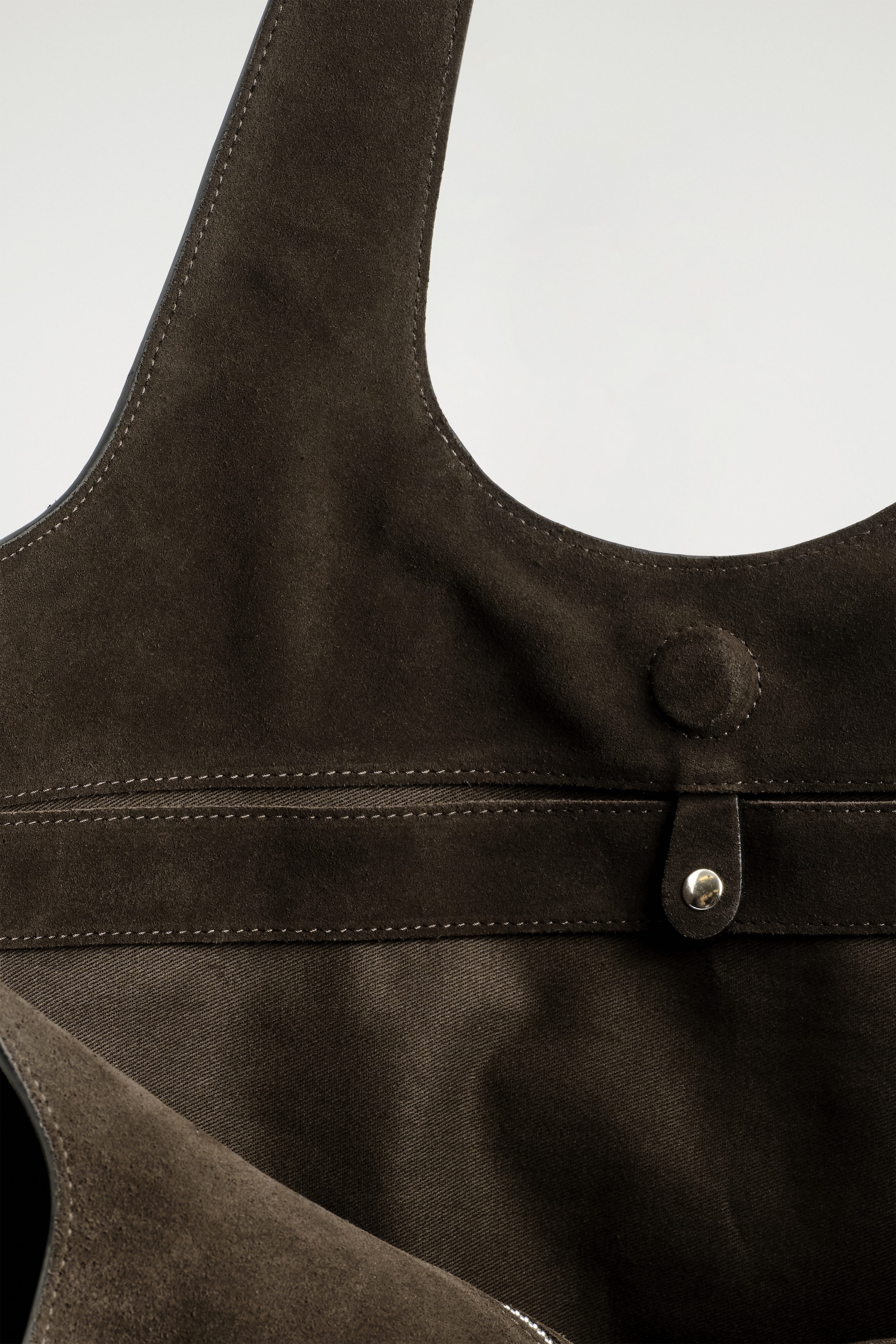 SCULPTED TOTE BAG - SUEDE