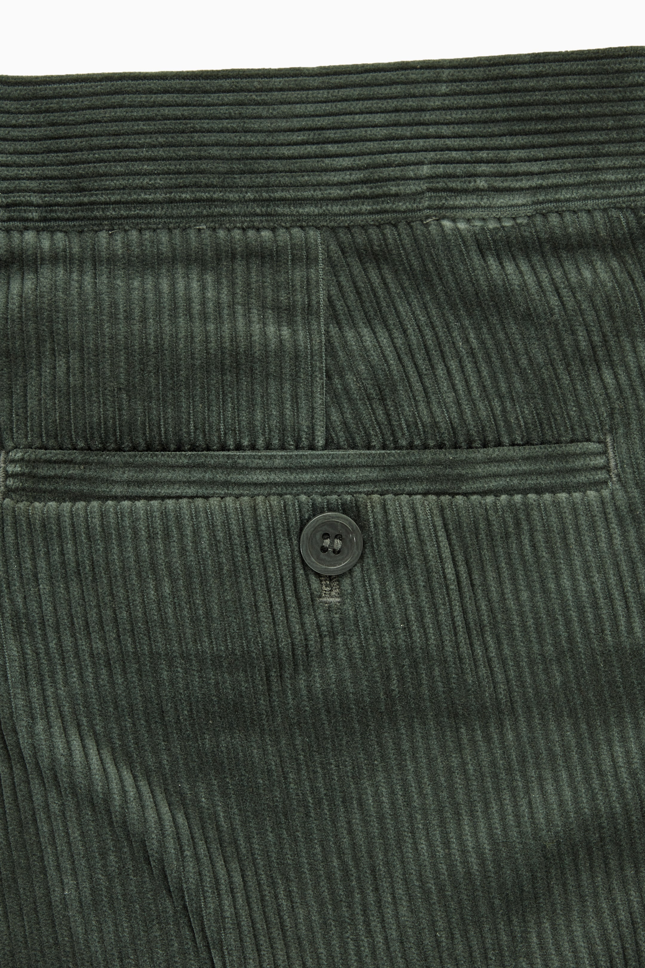 Ingrandisci l'immagine: REGULAR-FIT CORDUROY CHINOS - DARK GREEN - UOMO | H&M CH 2