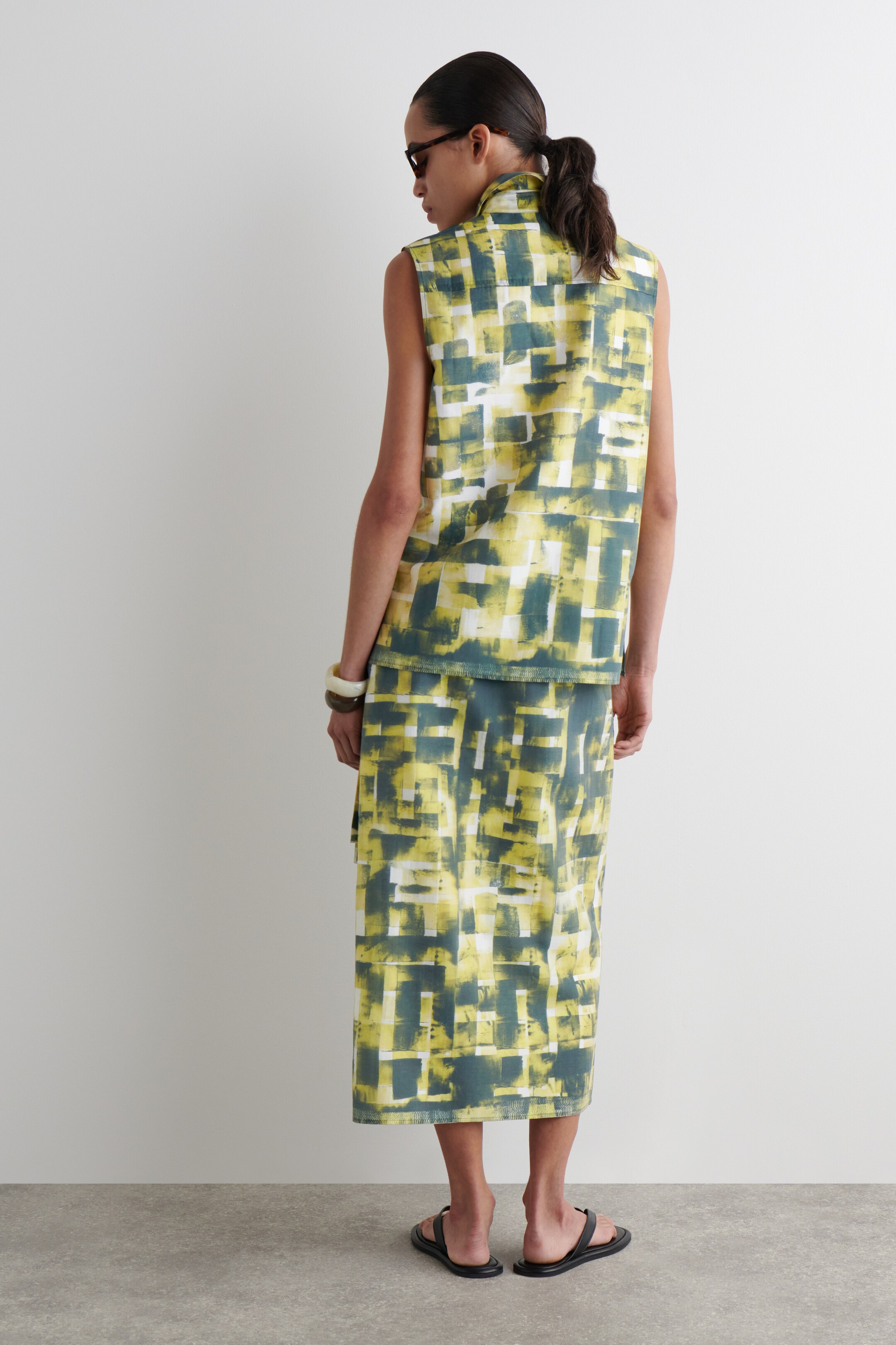Grösseres Bild ansehen: ÄRMELLOSES HEMD MIT PRINT - GELB/GRÜN/PRINT - DAMEN | H&M CH 3