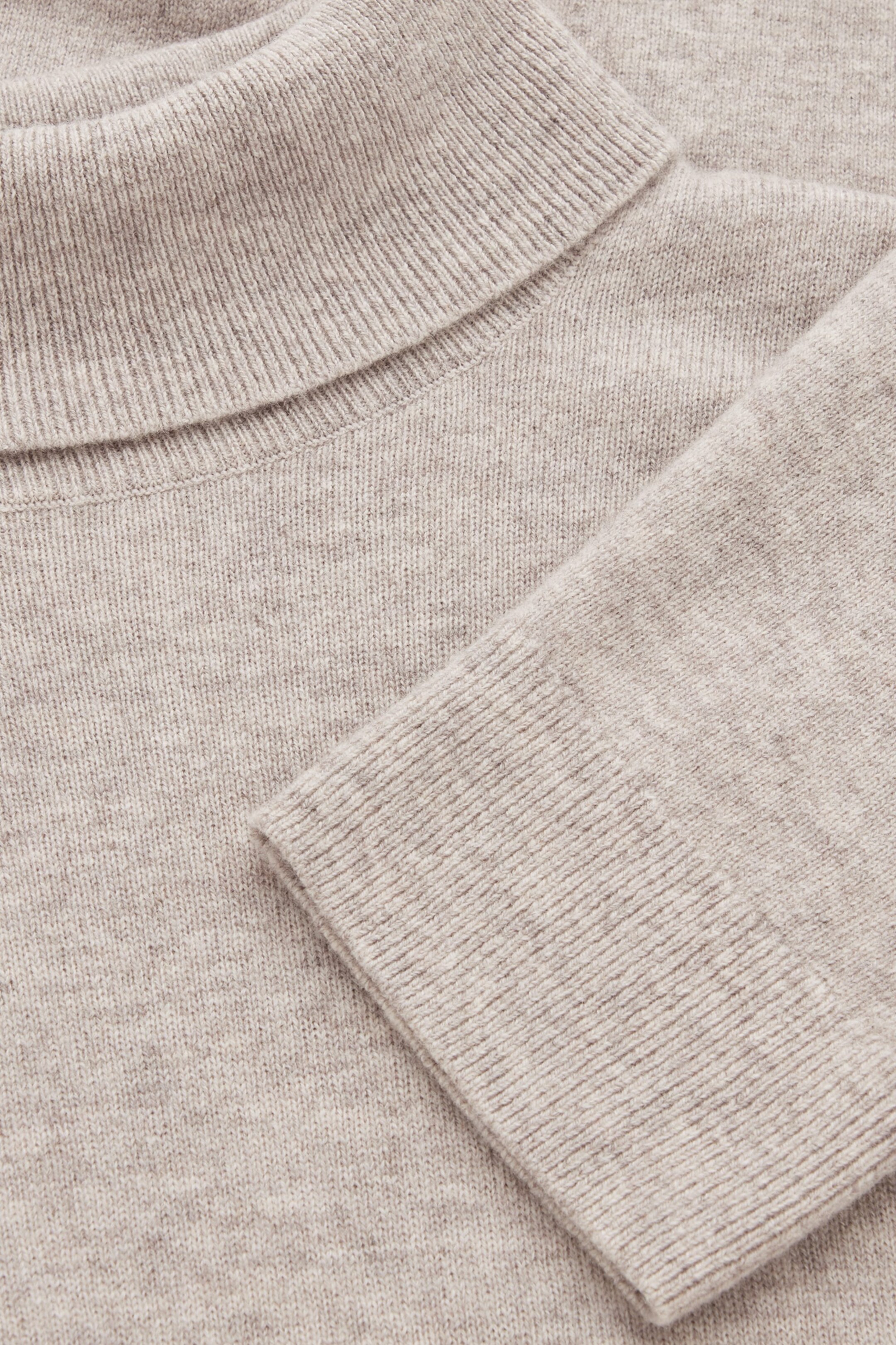 StillMedia/DescriptiveDetail