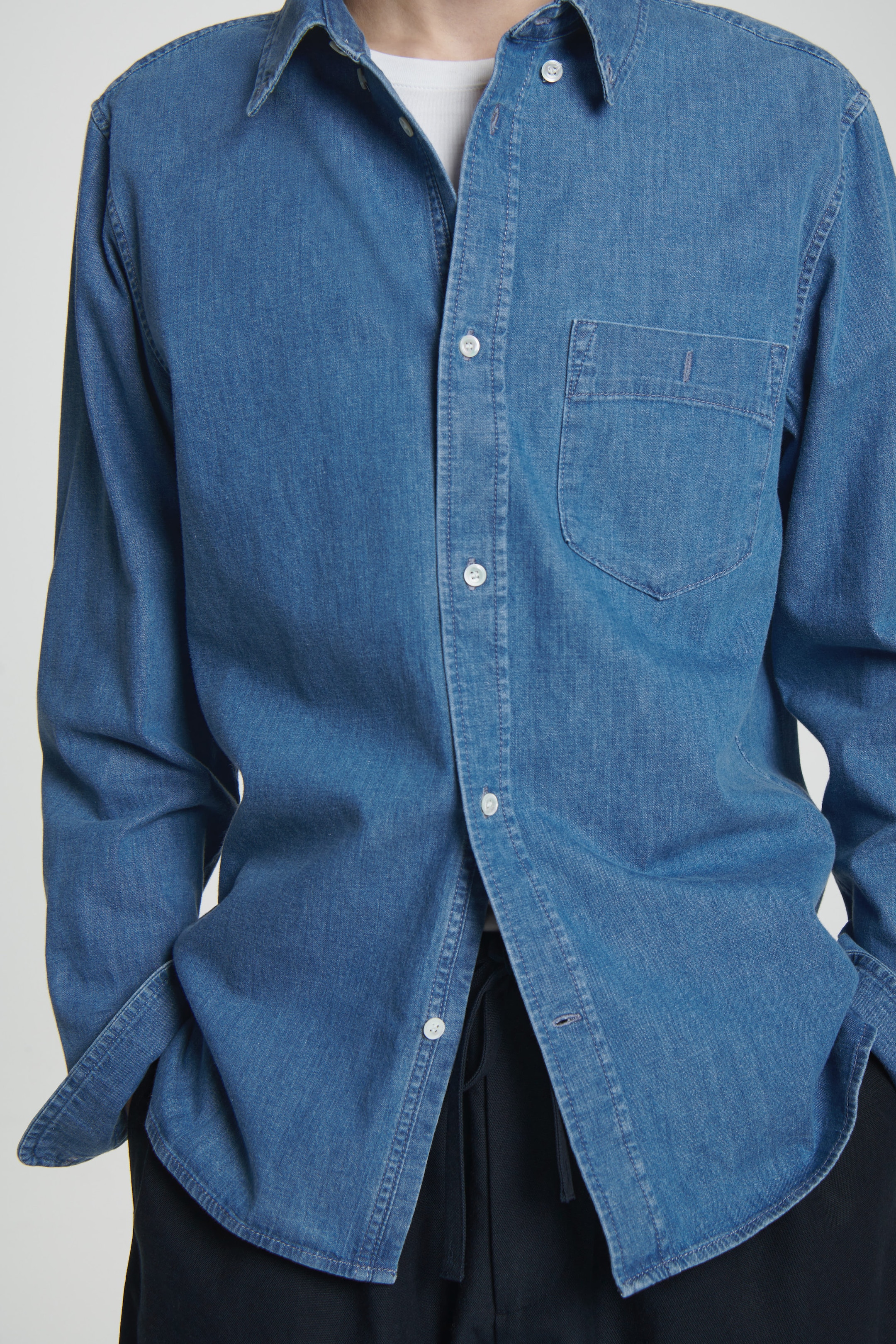 CHAMBRAY SHIRT