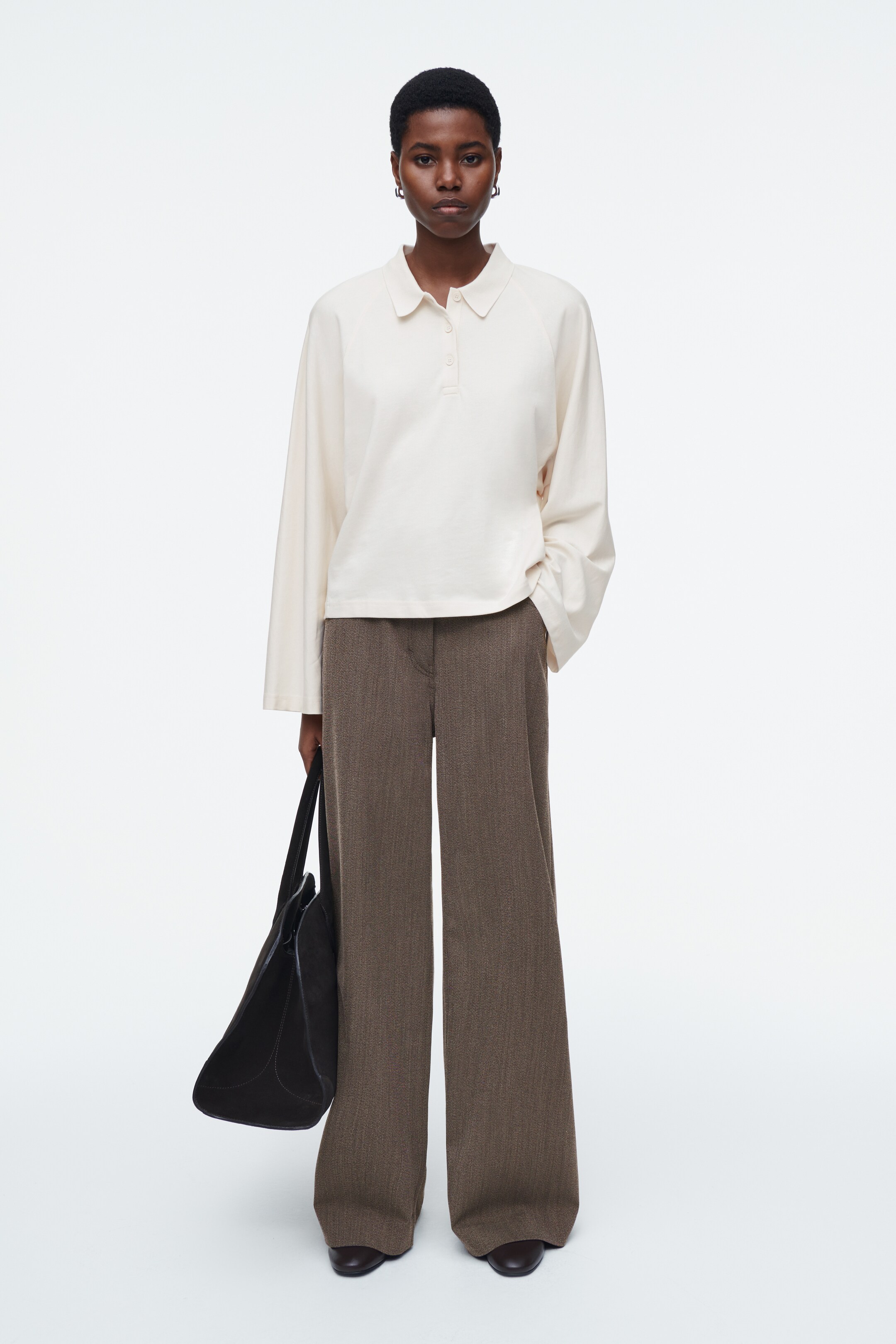 Agrandir l'image: POLO À MANCHES LONGUES SILHOUETTE CARRÉE - ÉCRU - FEMME | H&M FR 2