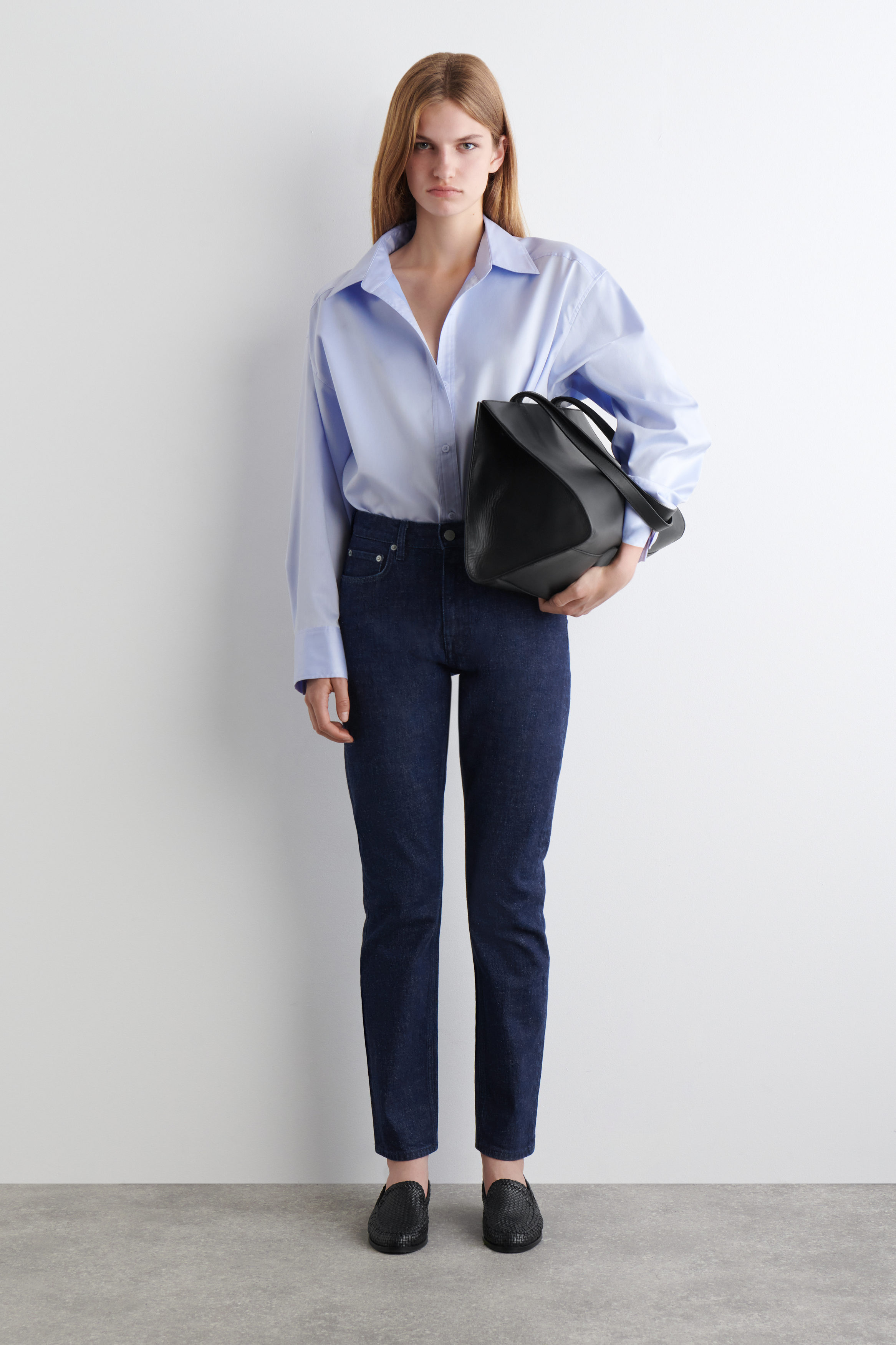 FLUTE SLIM-LEG JEANS - DARK BLUE | COS US