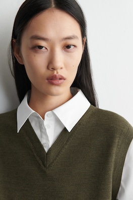 LAYERED MERINO WOOL SHIRT VEST — KHAKI / WHITE 6