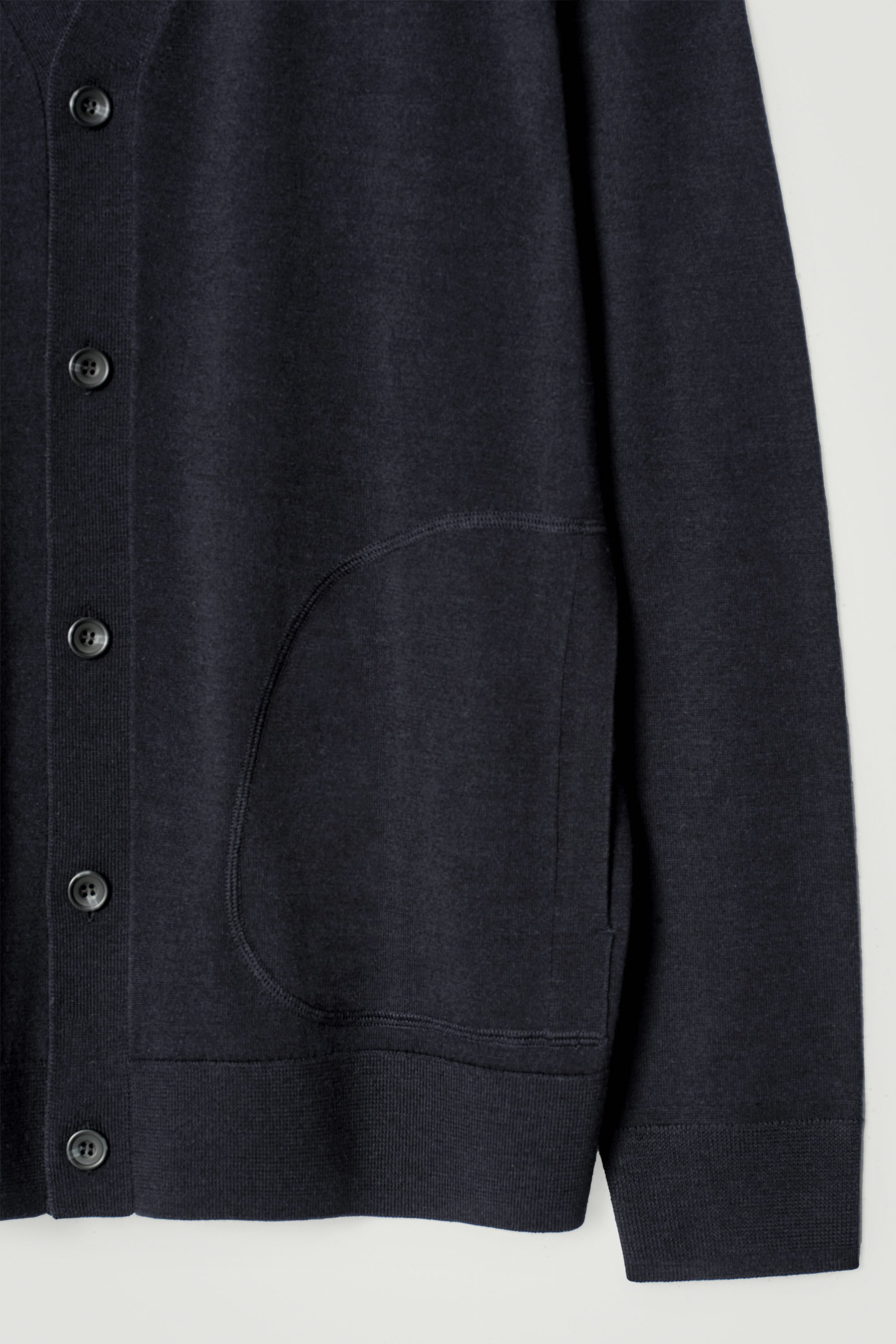 MERINO WOOL V-NECK CARDIGAN - NAVY | COS