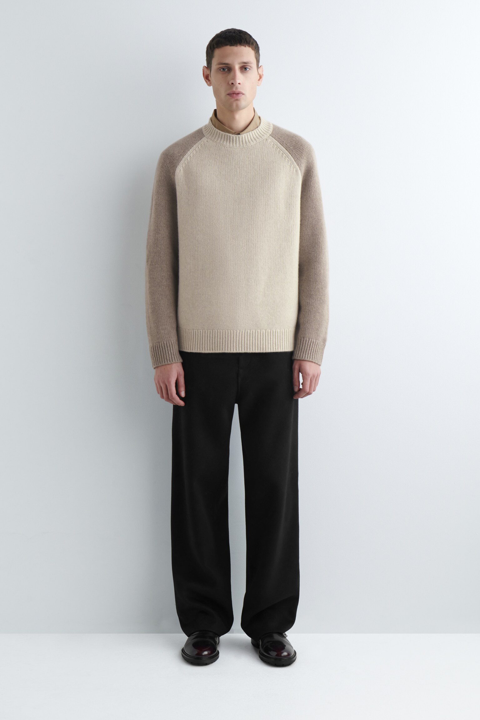 COLOUR-BLOCK CASHMERE JUMPER - BEIGE / TAUPE - 3