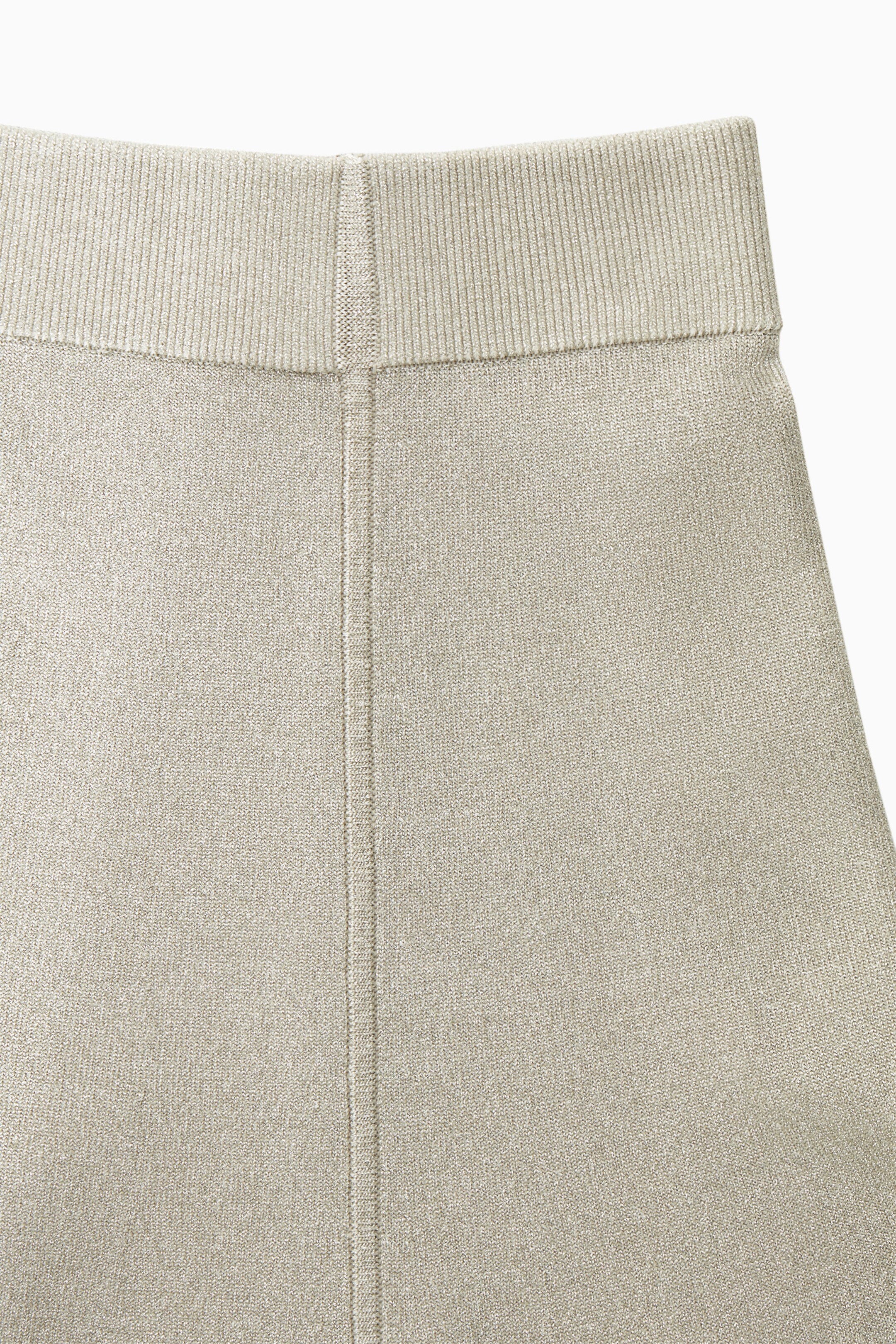 StillMedia/DescriptiveDetail