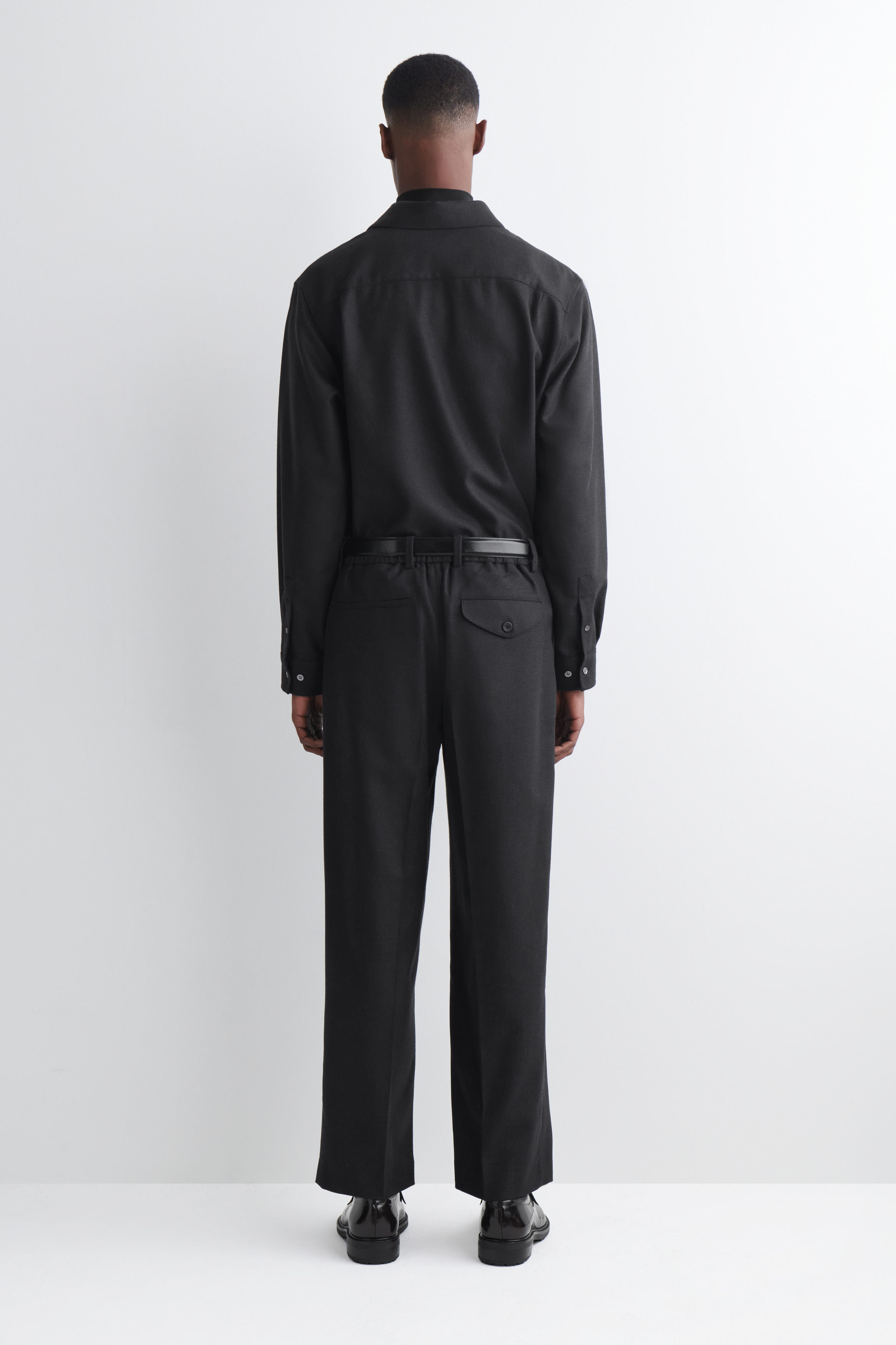 PLEATED WOOL STRAIGHT-LEG TROUSERS - NAVY / CHECKED | COS