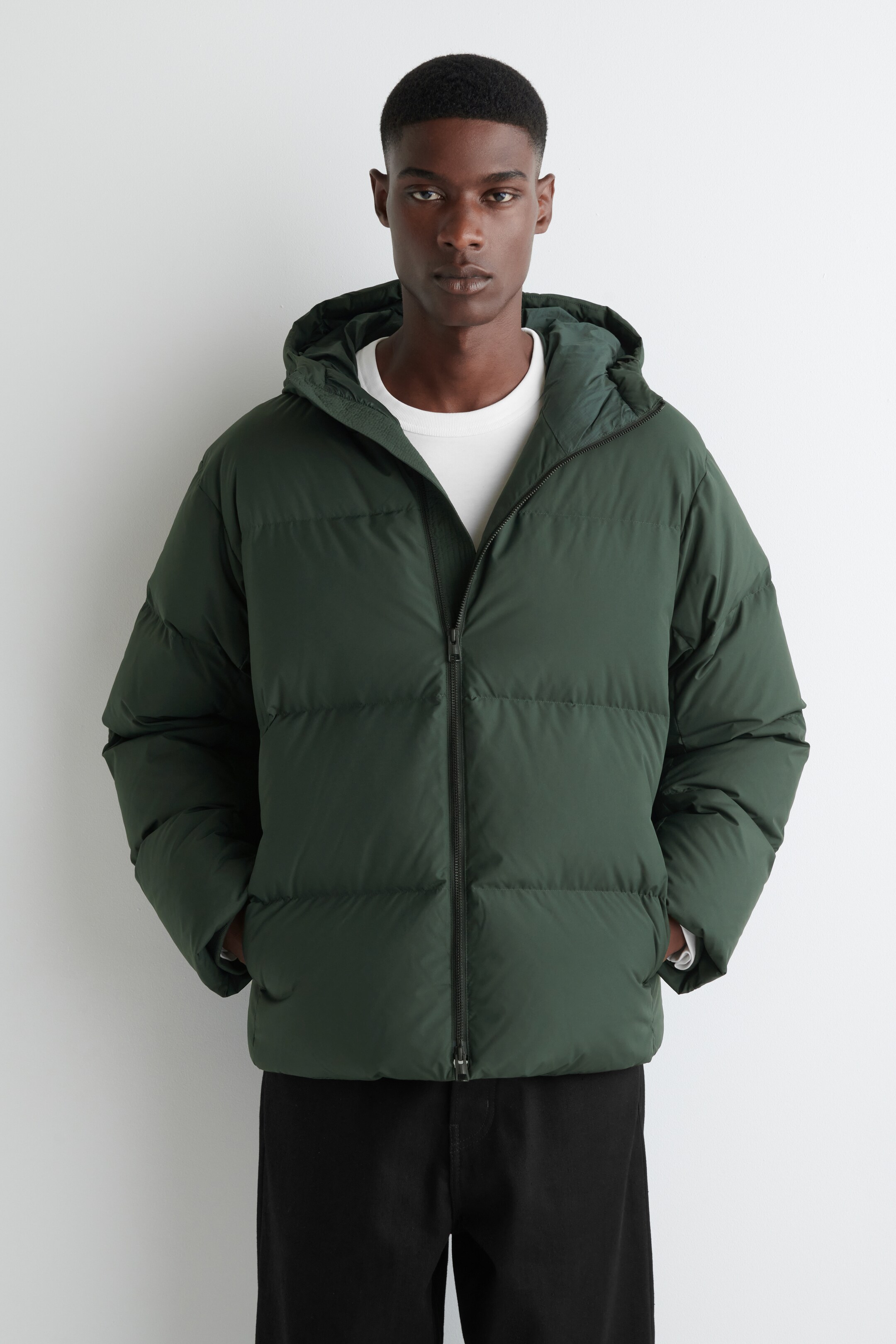 Größeres Bild ansehen: STEPPJACKE MIT KAPUZE - DUNKELGRÜN - Men | H&M DE 2