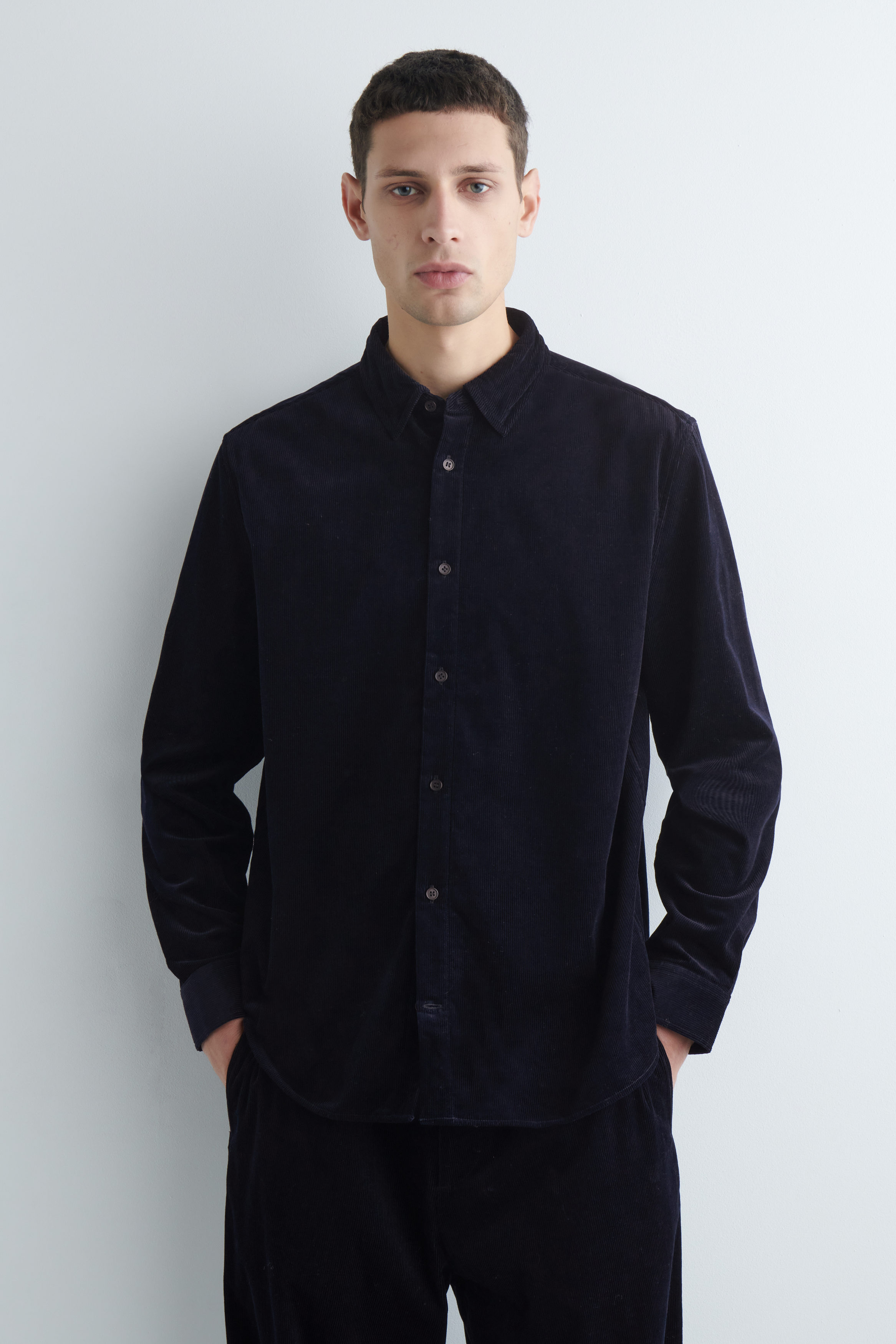 RELAXED CORDUROY SHIRT - NAVY | COS US