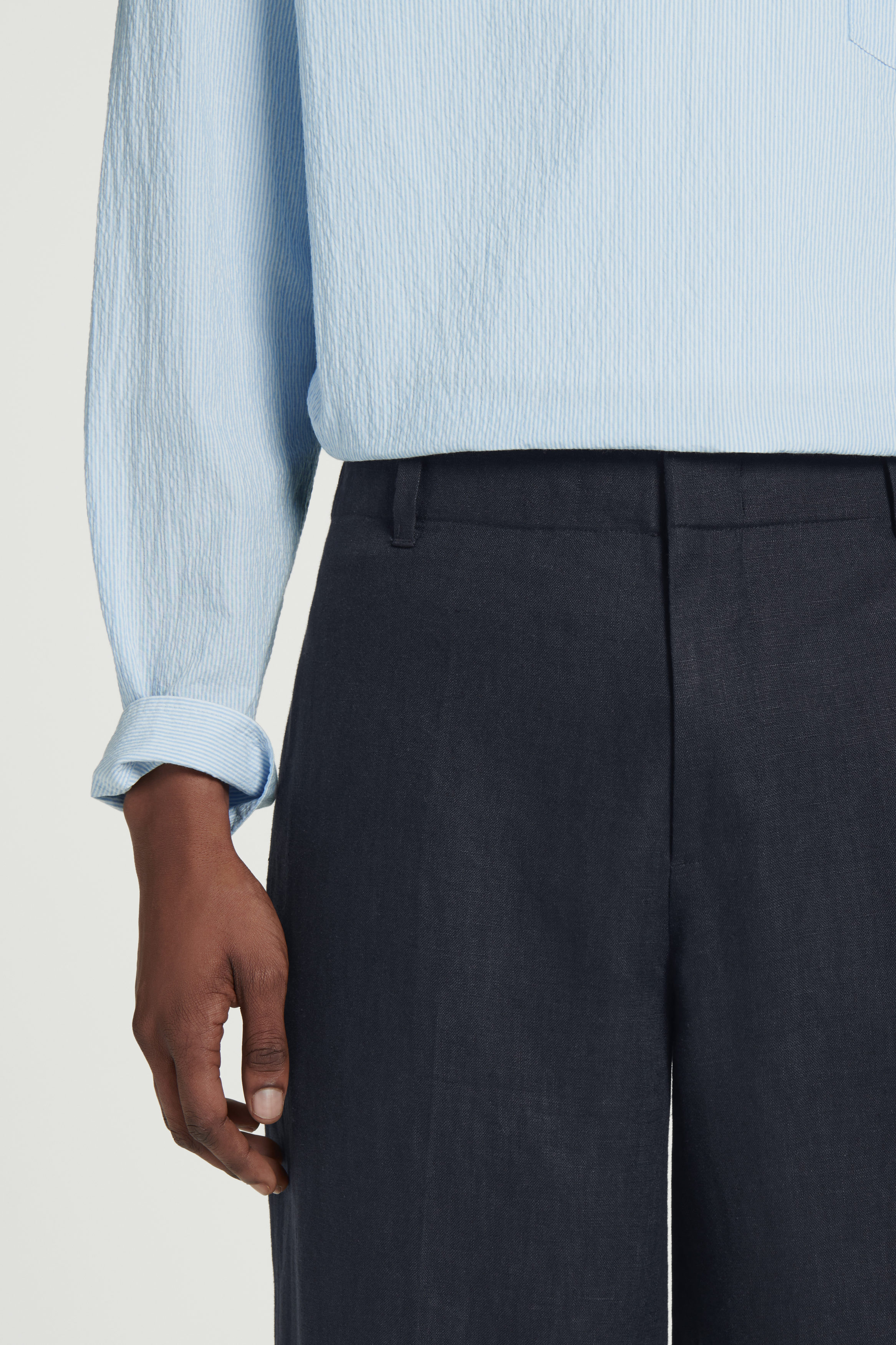 ELASTICATED LINEN STRAIGHT-LEG PANTS - NAVY | COS US