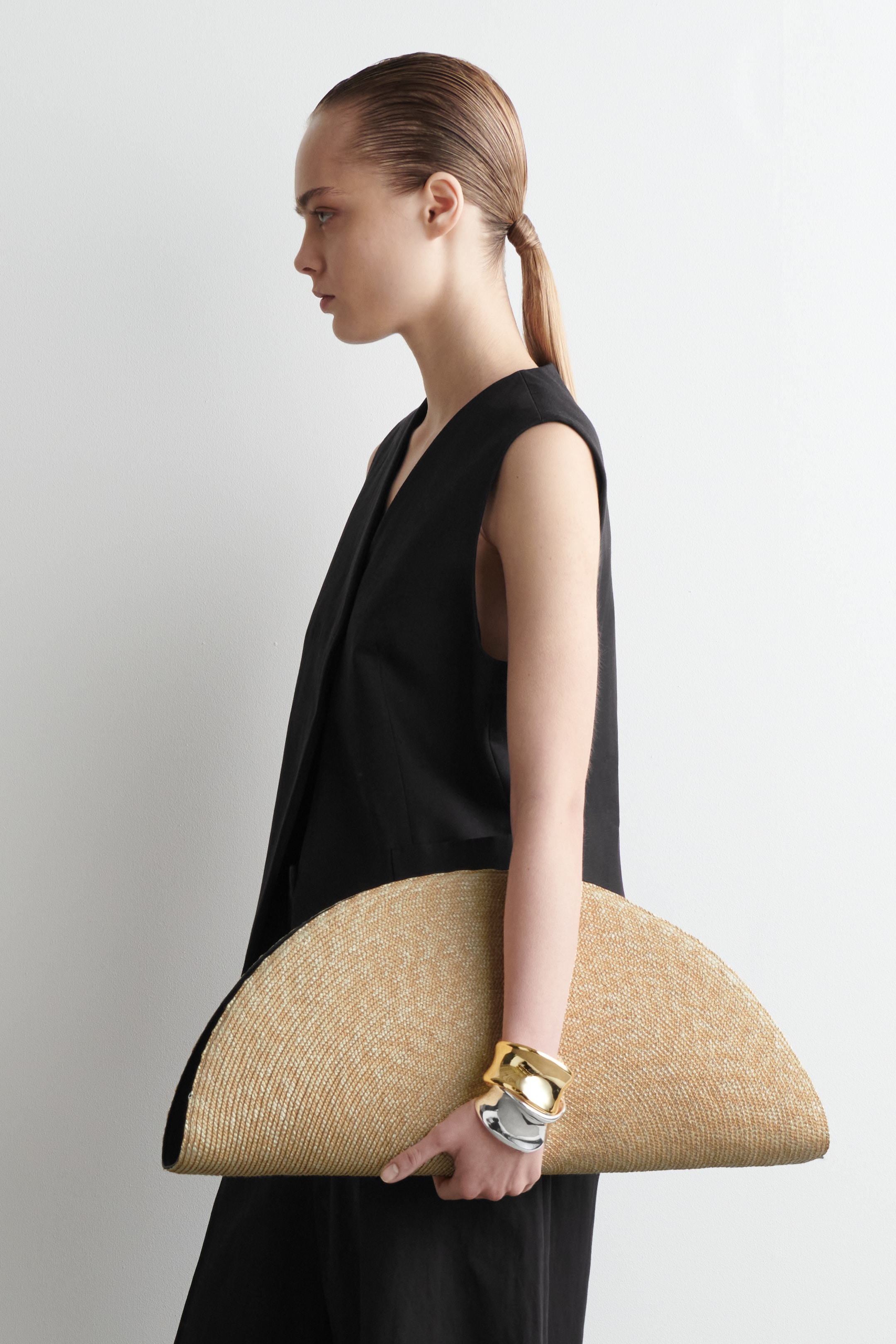 Agrandir l'image: POCHETTE SOLEIL OVERSIZE - PAILLE - BEIGE - FEMME | H&M BE 1
