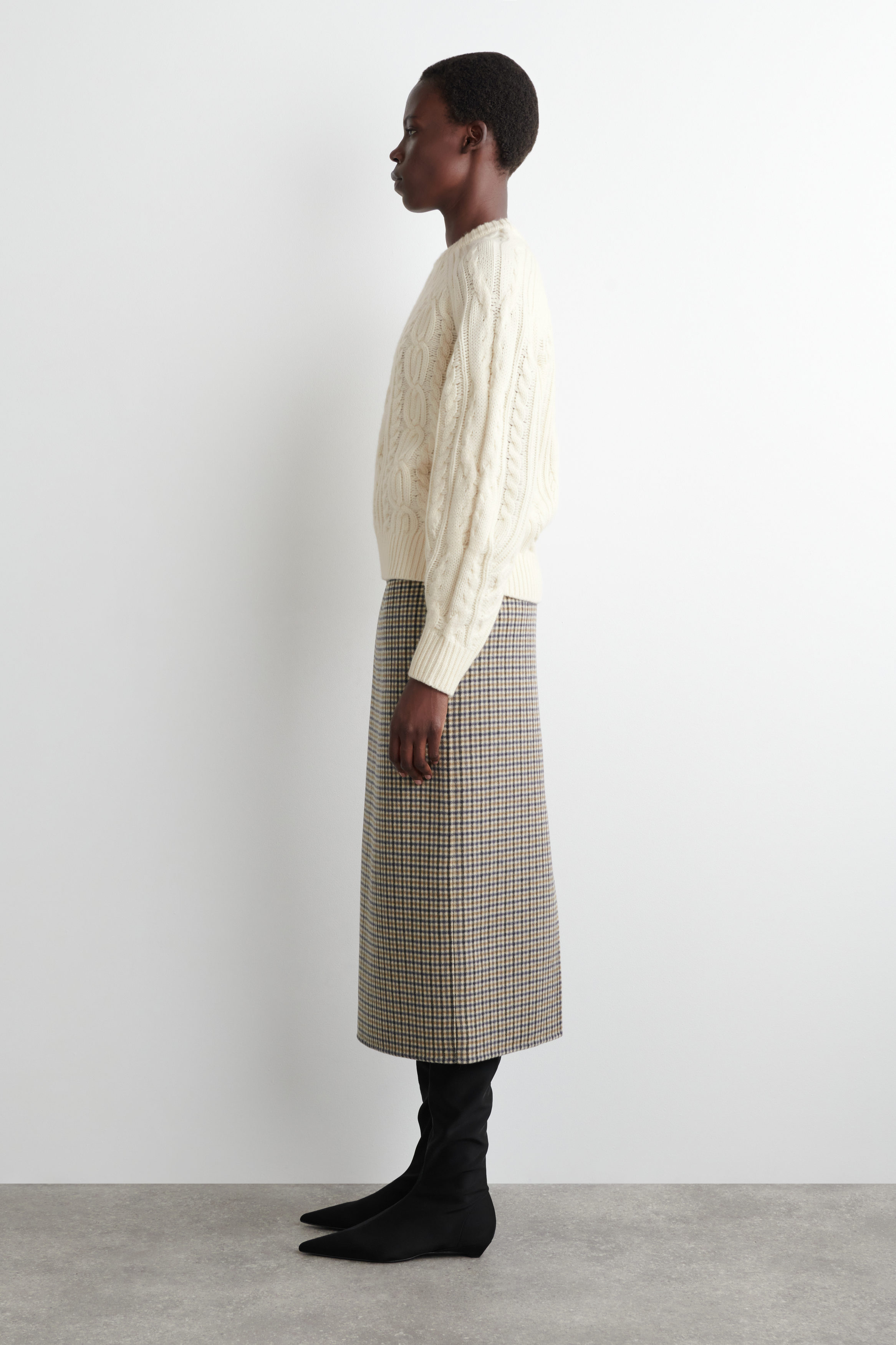 CABLE-KNIT WOOL-CASHMERE SWEATER - CREAM | COS US