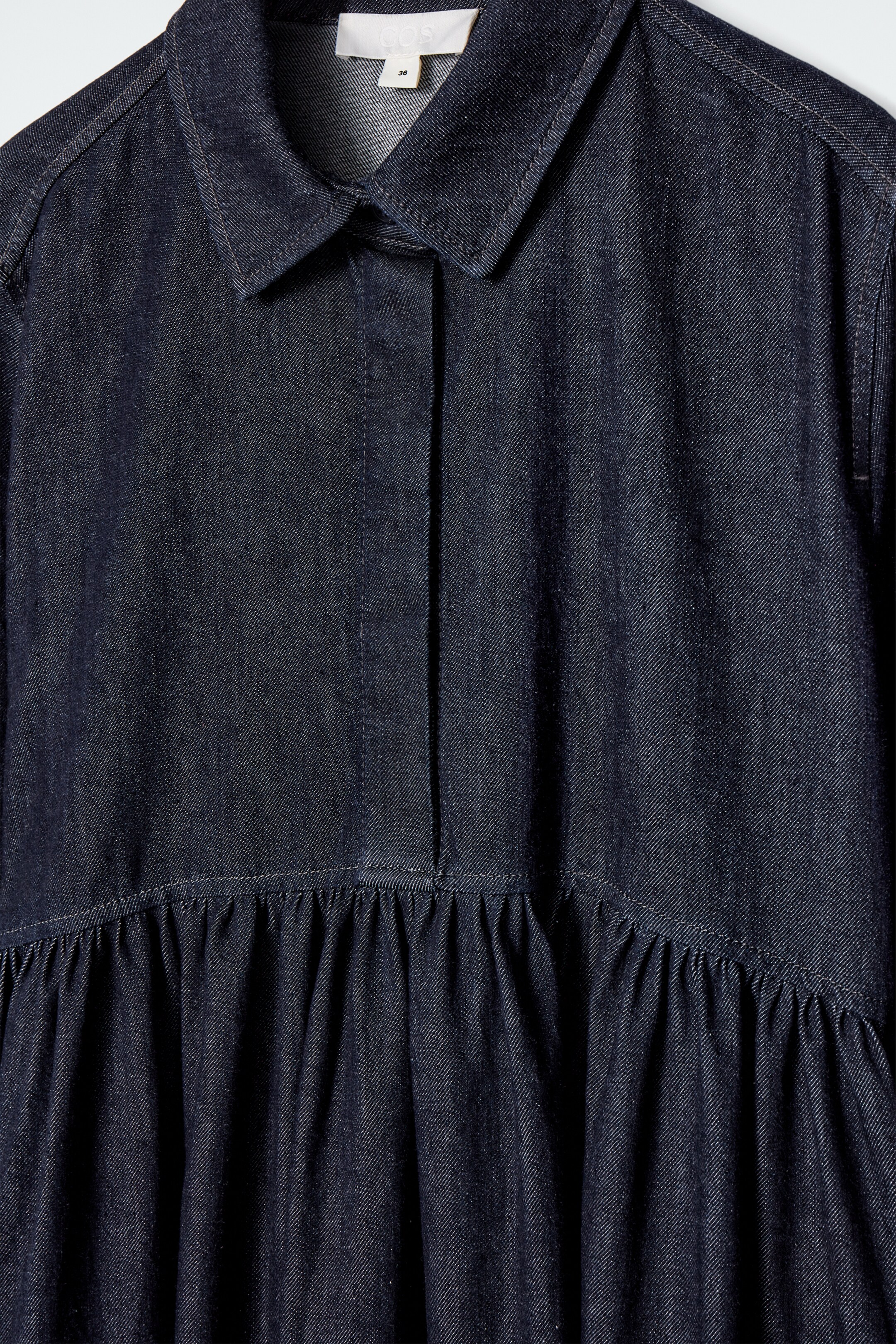 Vezi imaginea mai mare: ROCHIE CĂMAȘĂ OVERSIZED DIN DENIM - INDIGO - FEMEI | H&M RO 7