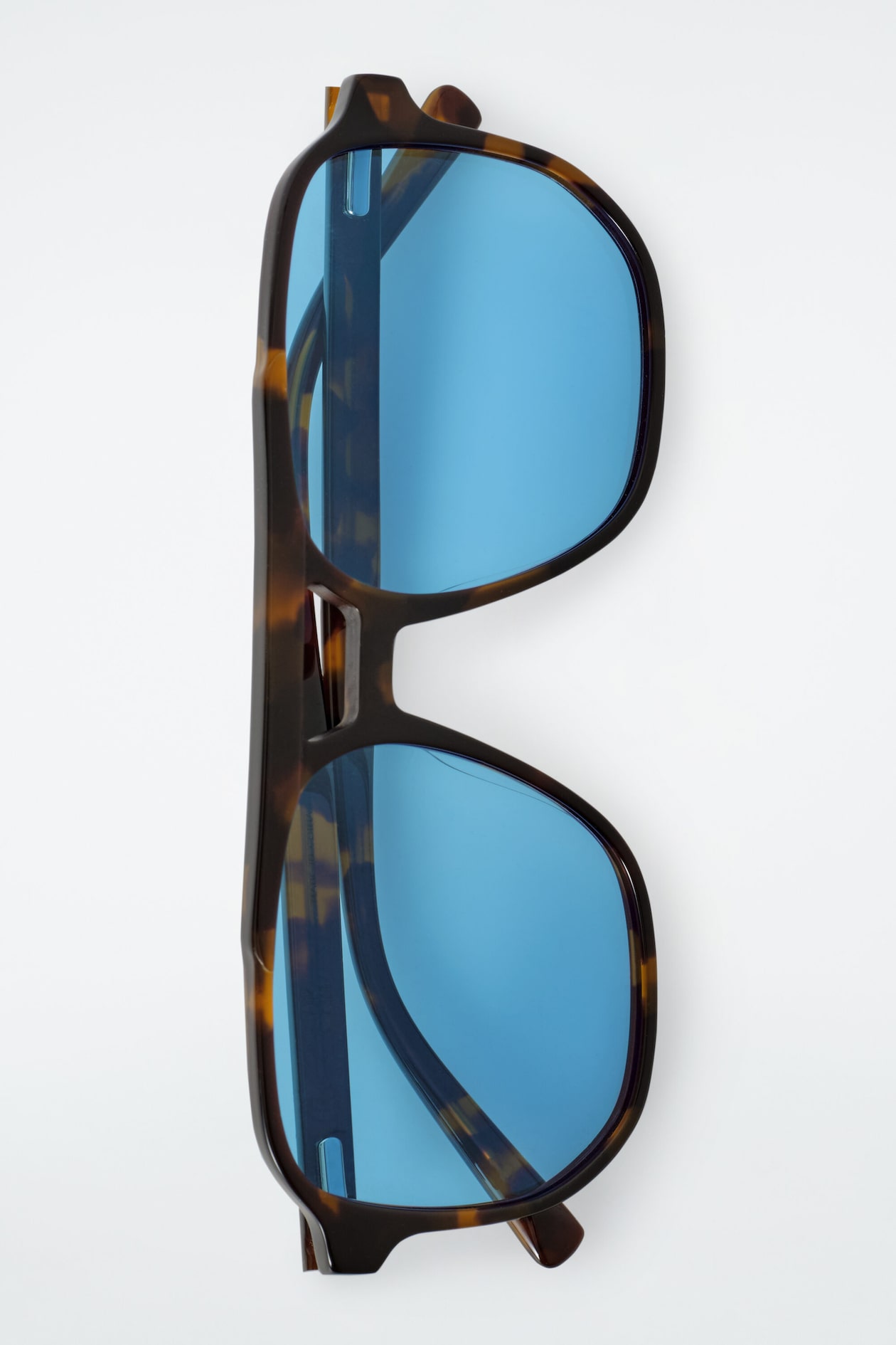 OVERSIZED SQUARE-FRAME AVIATOR SUNGLASSES — TORTOISESHELL / BLUE