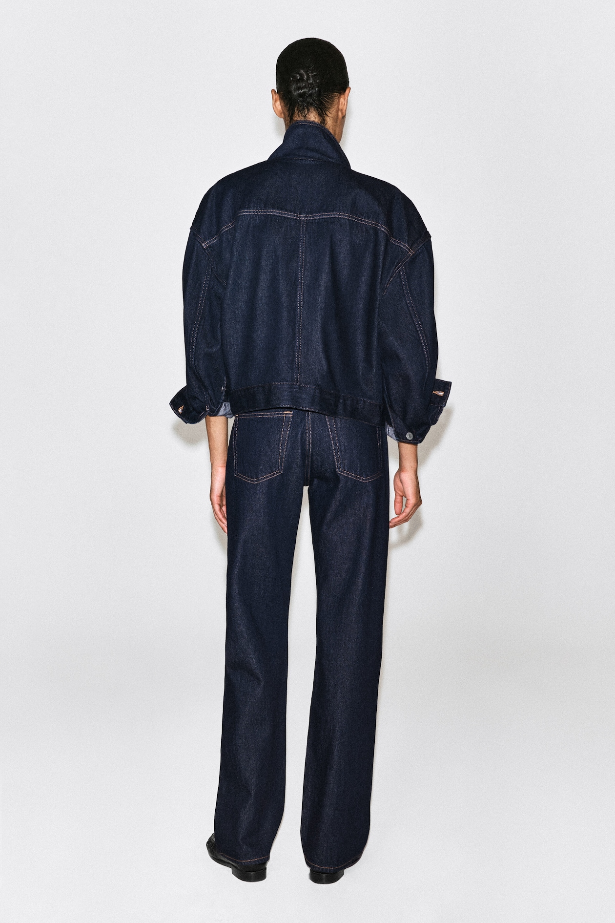 CHORD STRAIGHT-LEG JEANS — INDIGO