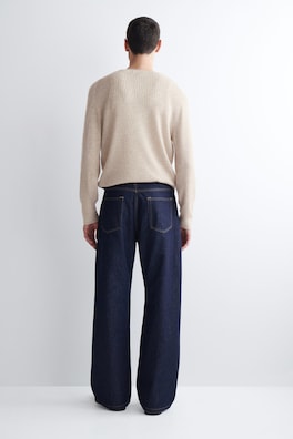 RELAXED-FIT BOOTLEG JEANS — INDIGO 4