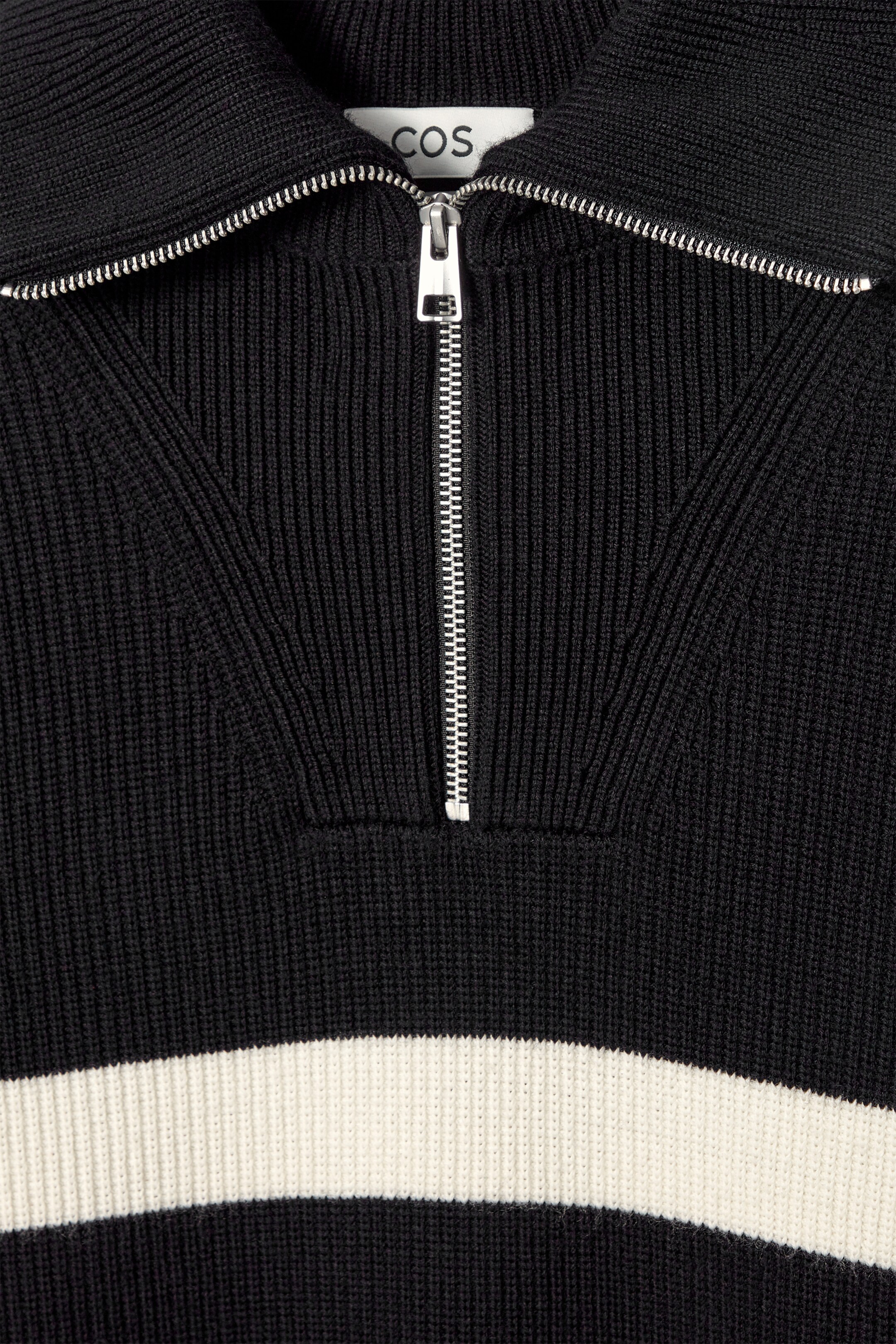 Grösseres Bild ansehen: PULLOVER AUS WOLL-BAUMWOLL-MIX MIT REISSVERSCHLUSS - SCHWARZ/CREME/GESTREIFT - HERREN | H&M CH 8