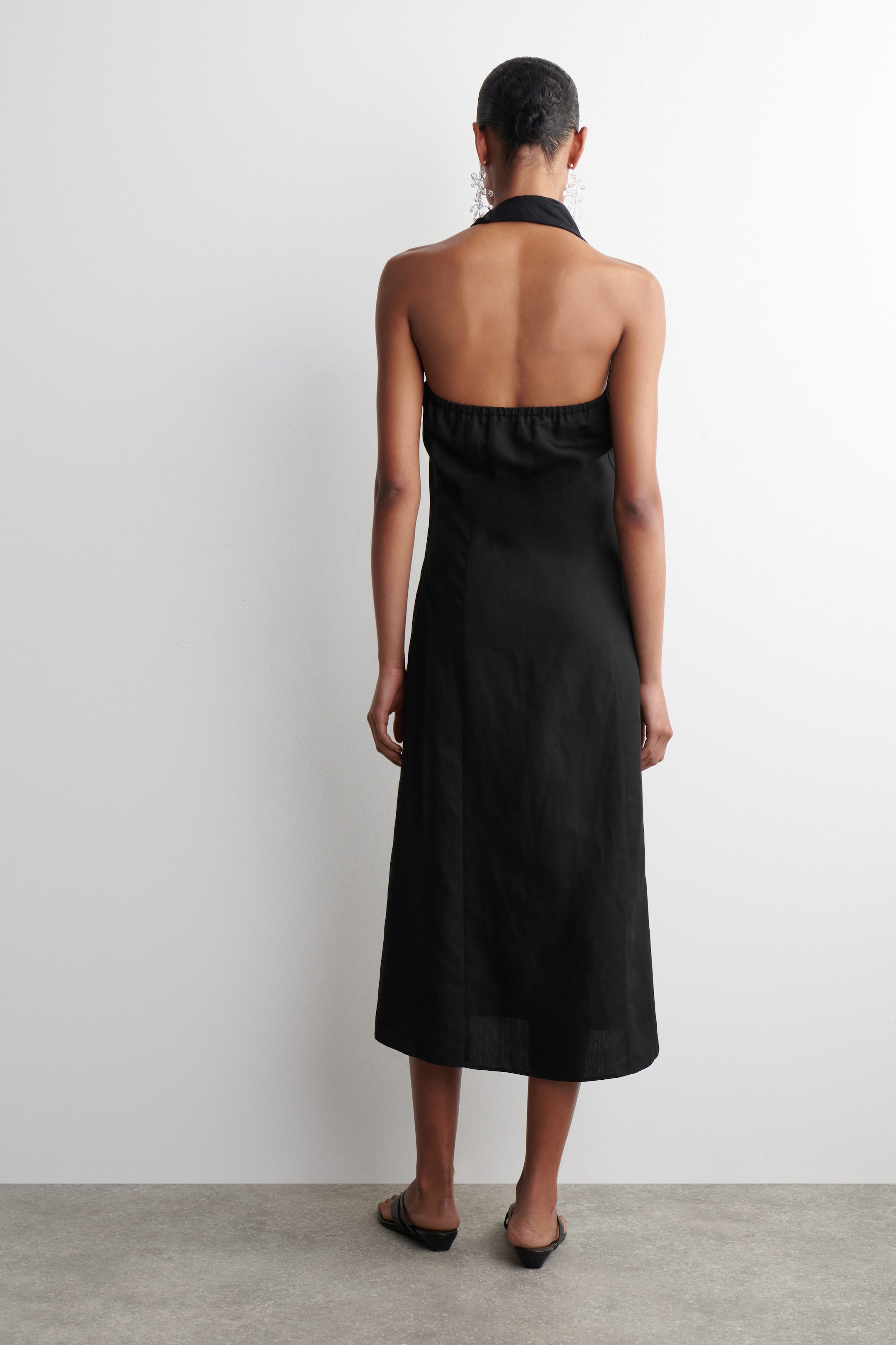 TWISTED LINEN-BLEND HALTERNECK DRESS