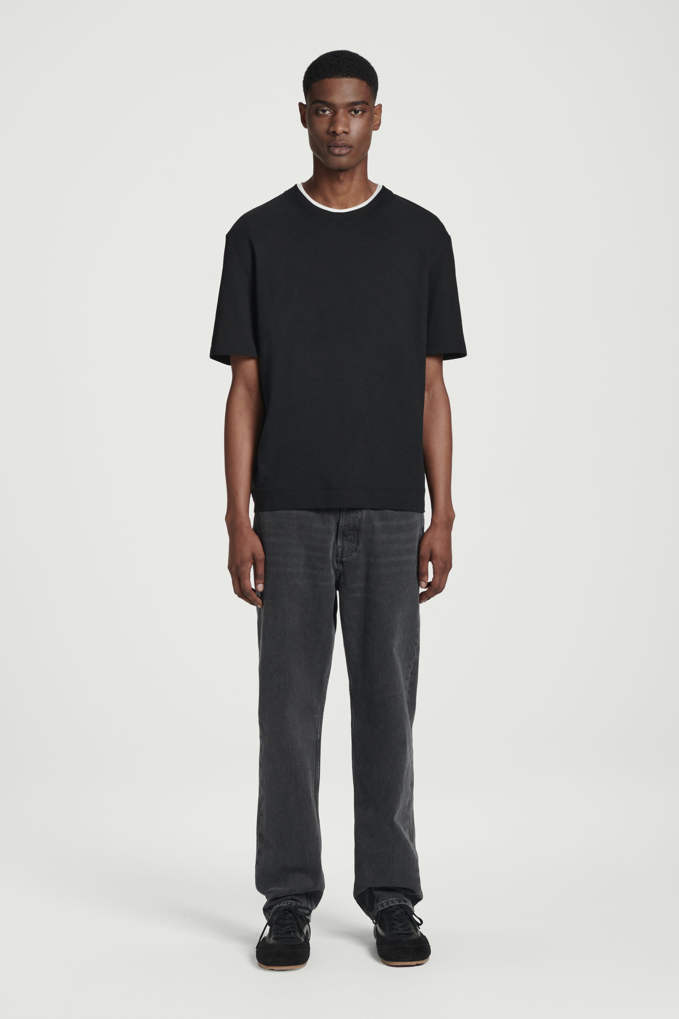 Tシャツ・カットソー BARBA SS25 CLASSIC COTTON LINEN SHIRT (K1U13P0147137U 01) RELAXED SLUBBED COTTON-LINEN T-SHIRT - BLACK | COS