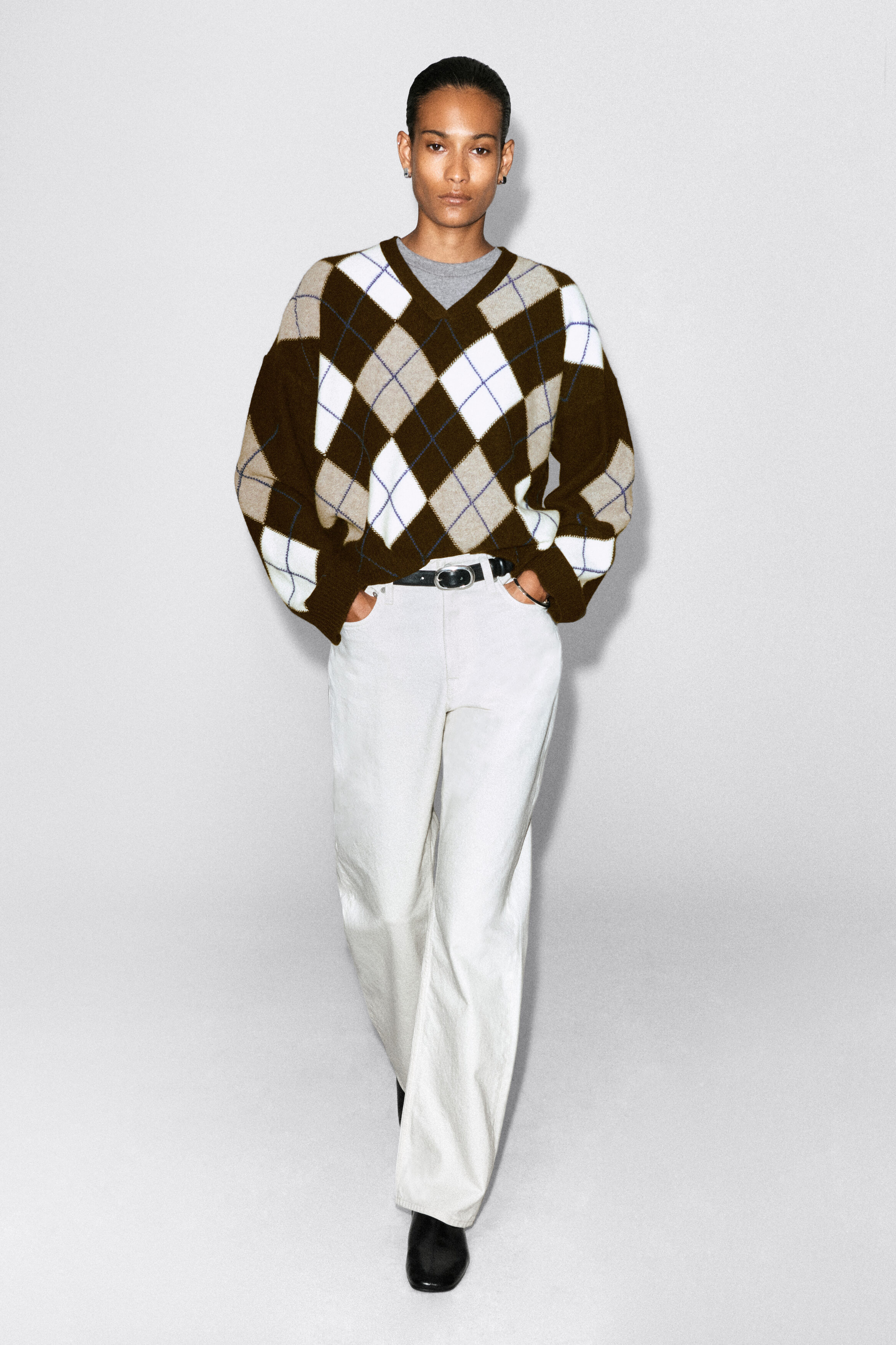 ARGYLE WOOL-ALPACA V-NECK SWEATER - thumbnail 8