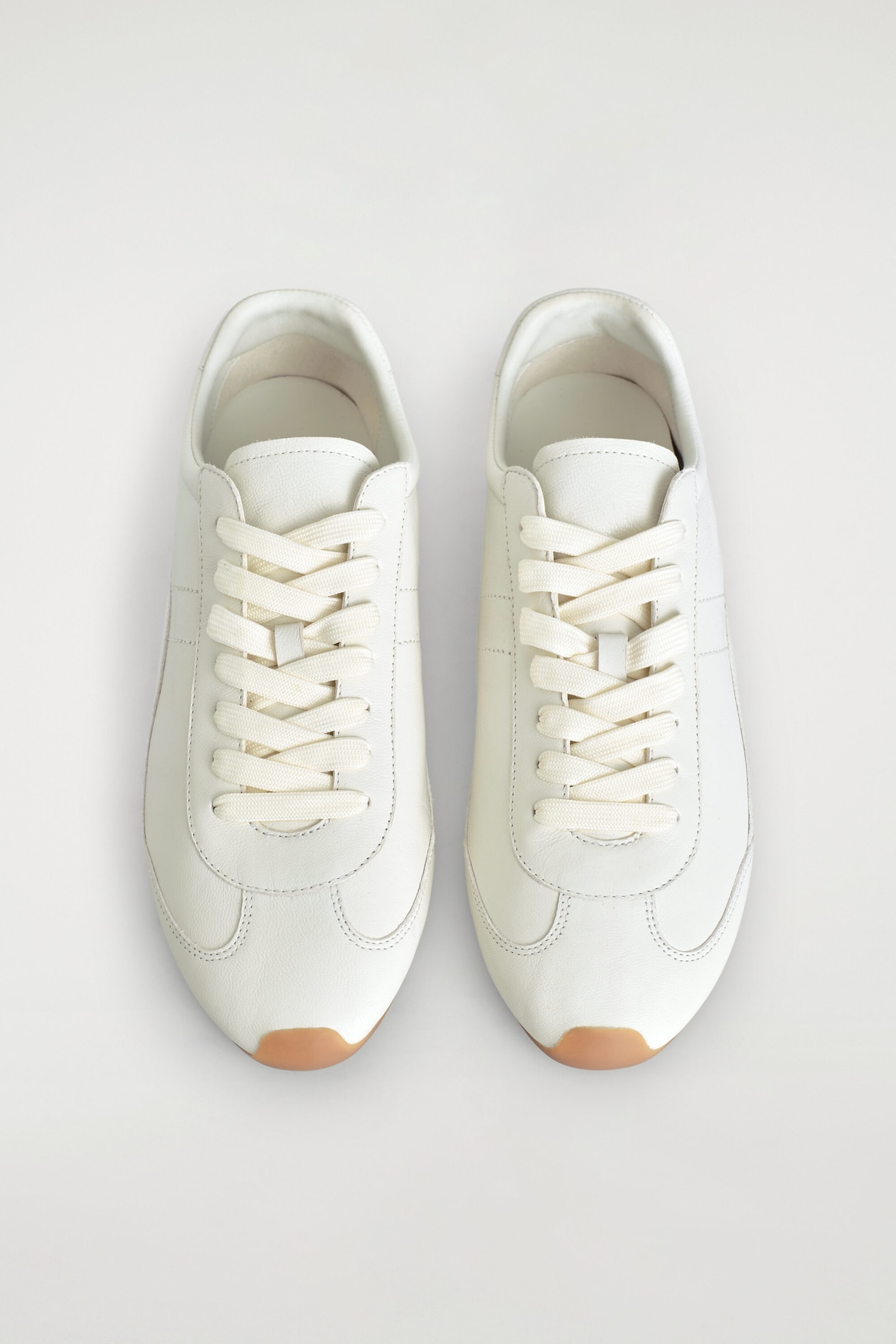 LEATHER SNEAKERS — WHITE