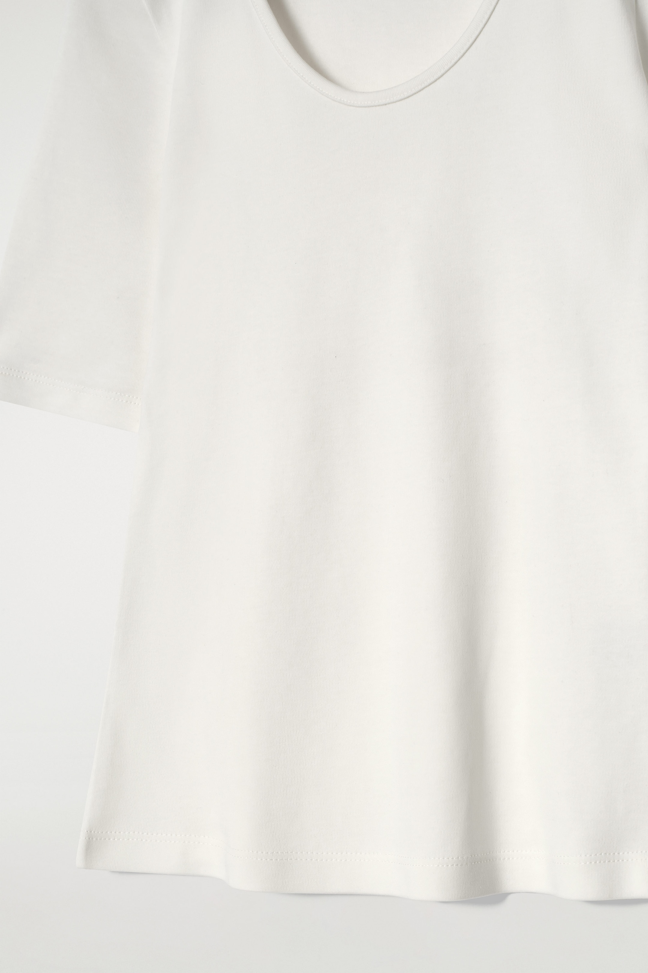 StillMedia/DescriptiveDetail