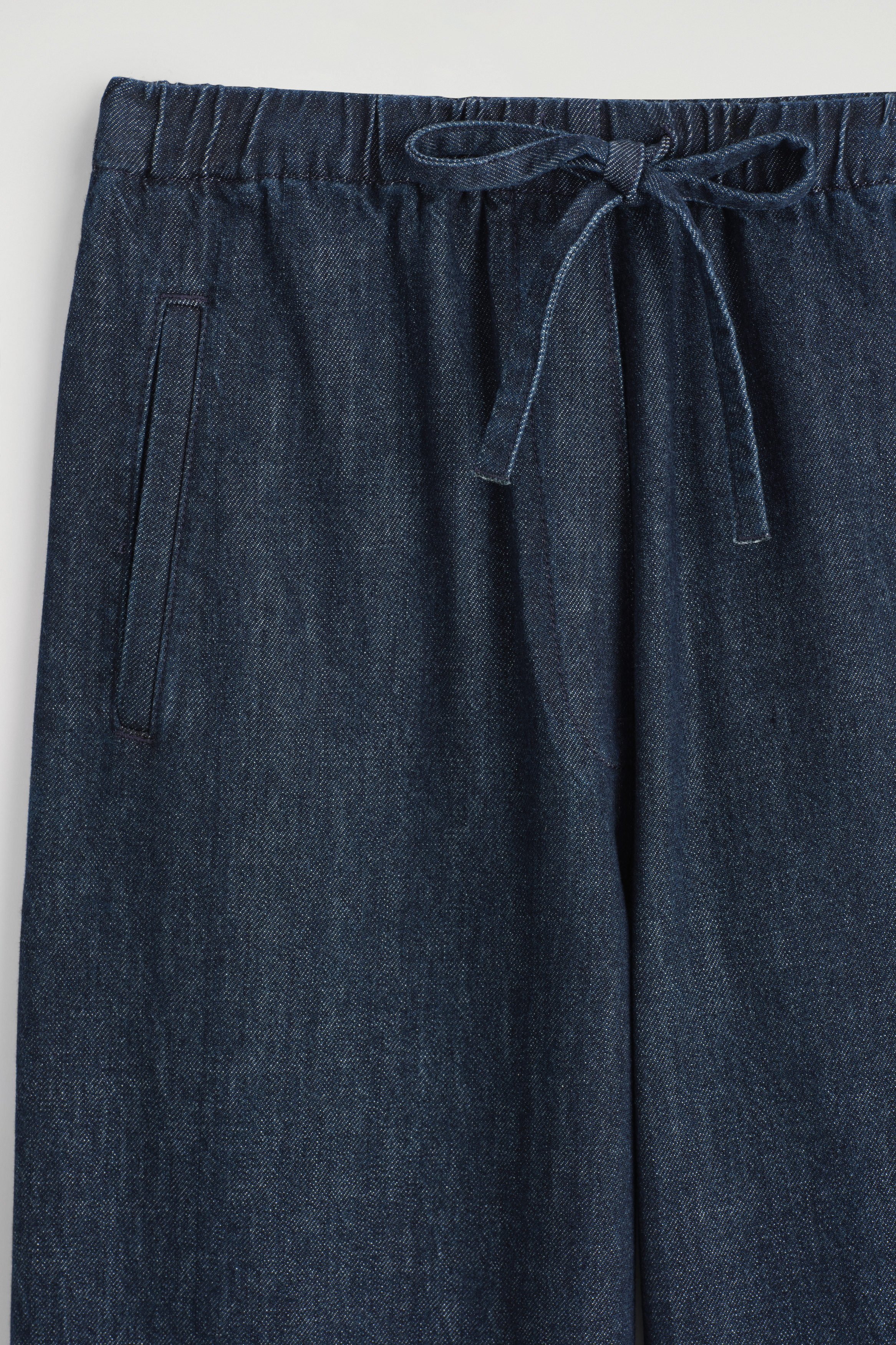 CROPPED DENIM WIDE-LEG PANTS - DARK BLUE | COS