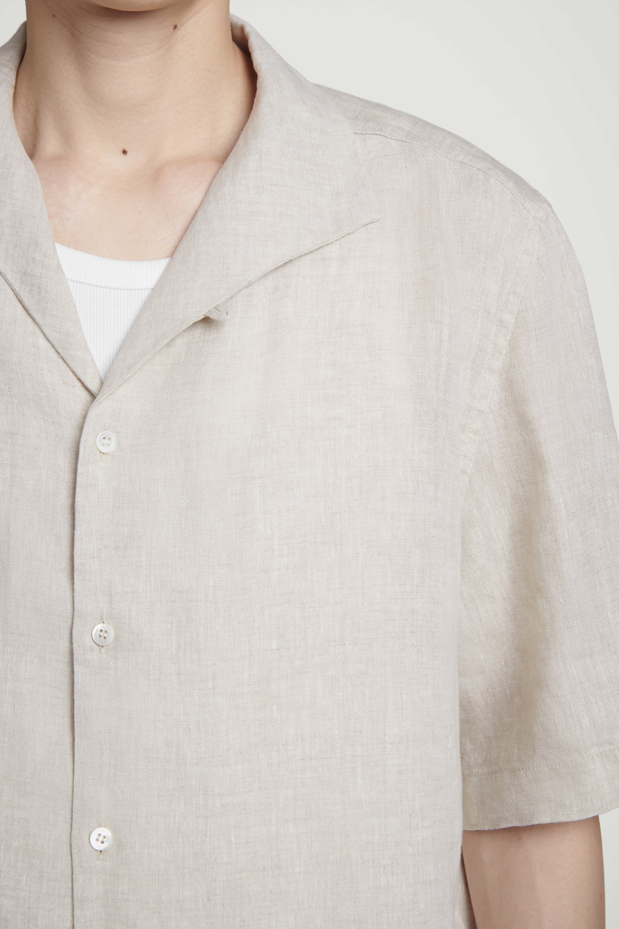 Agrandir l'image: CHEMISE À MANCHES COURTES EN LIN - BEIGE / NON TEINT - HOMME | H&M CH 3