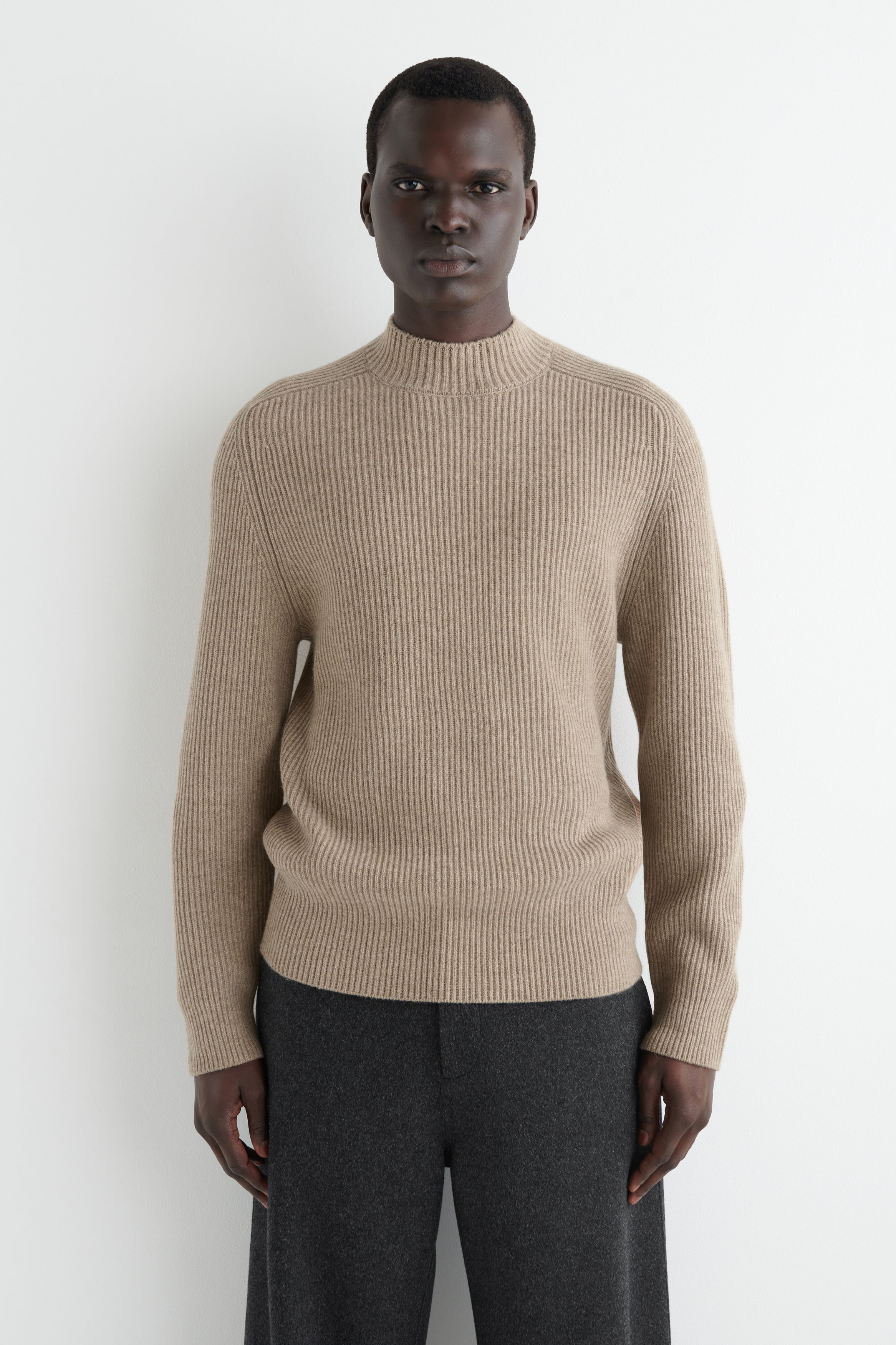Cos OVERSIZED FUNNEL-NECK WOOL-BLEND JACKET | King's Cross
