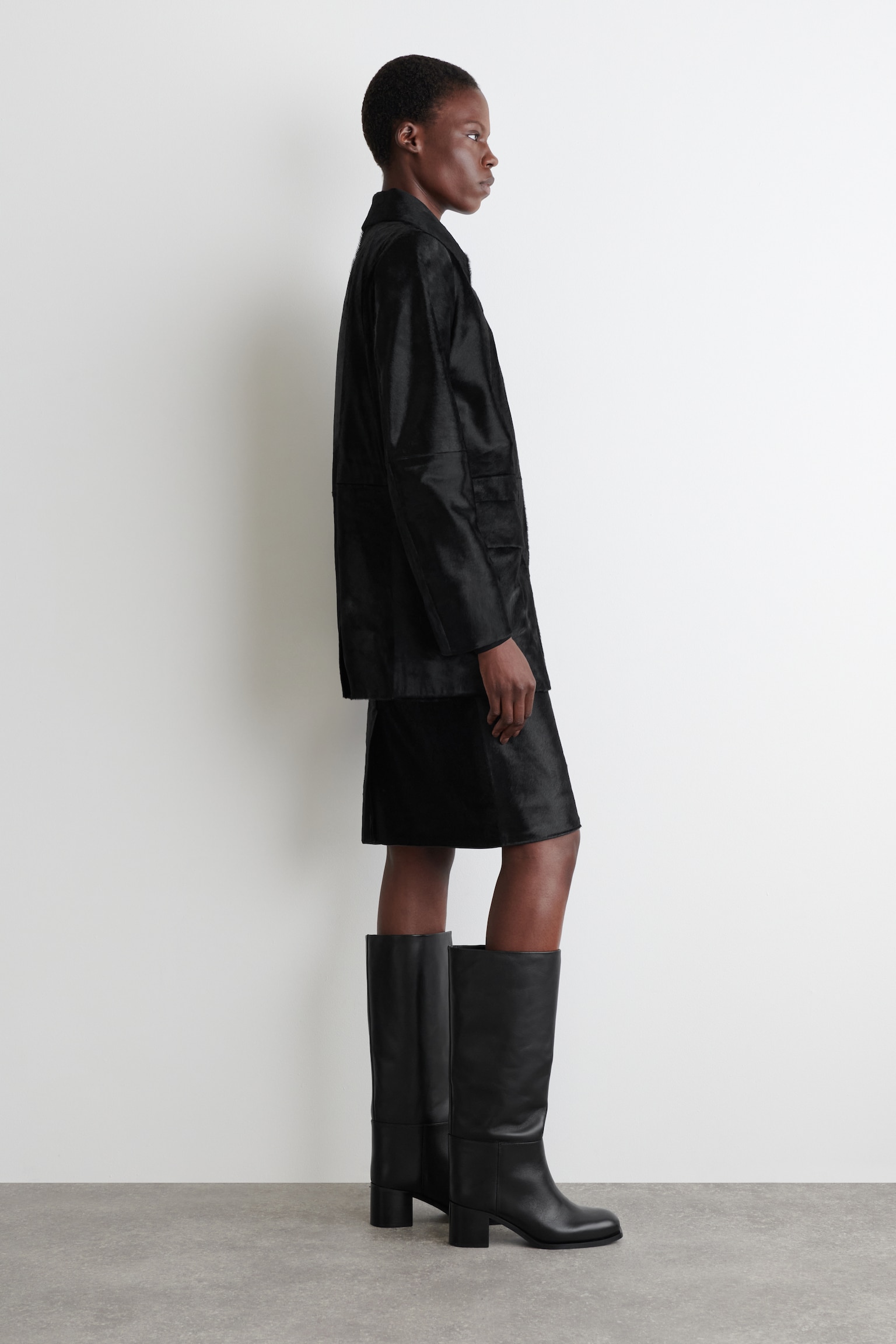 BOTAS ALTAS DE PIEL CON TACÓN - NEGRO - 4
