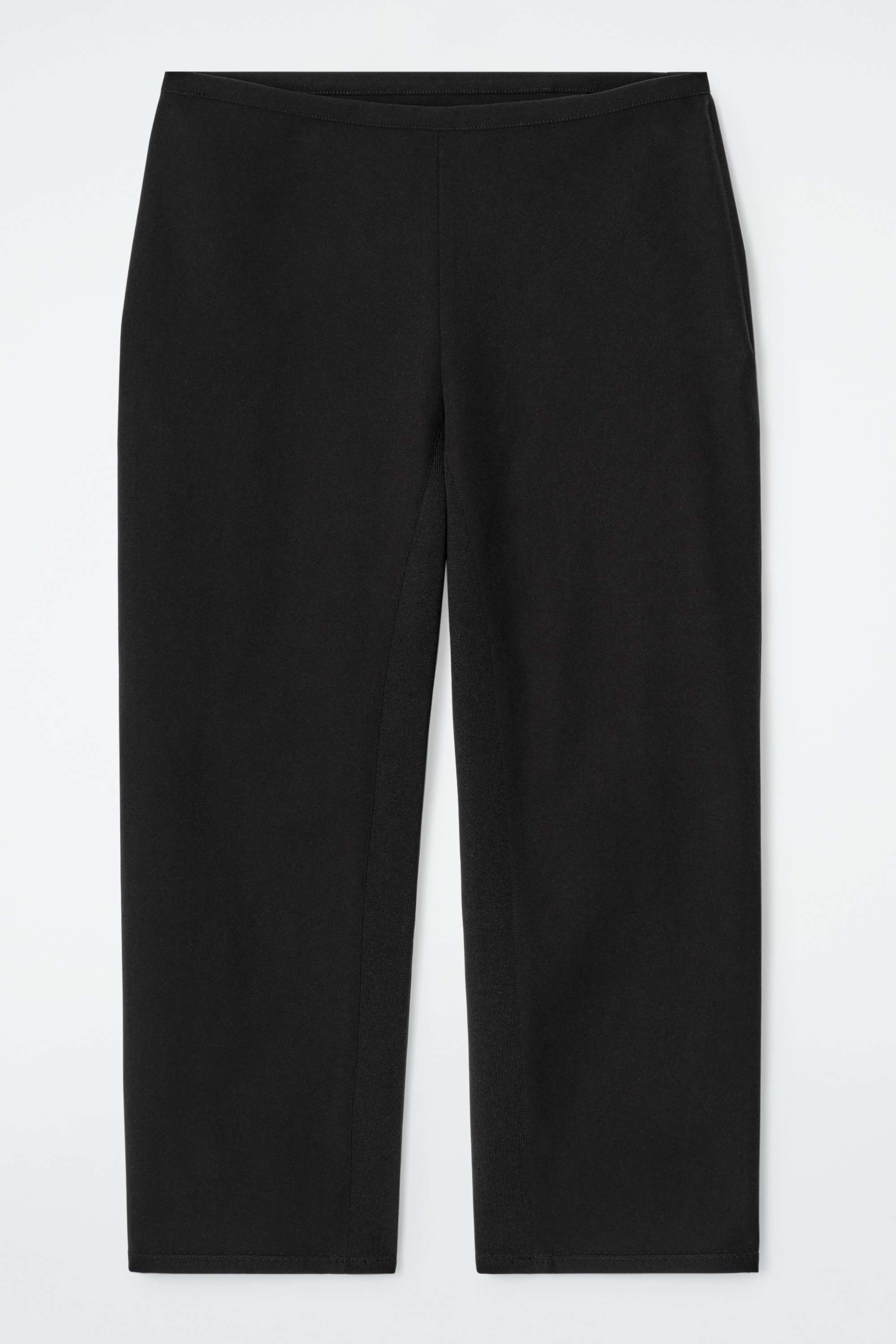 SLIM CAPRI TROUSERS - BLACK