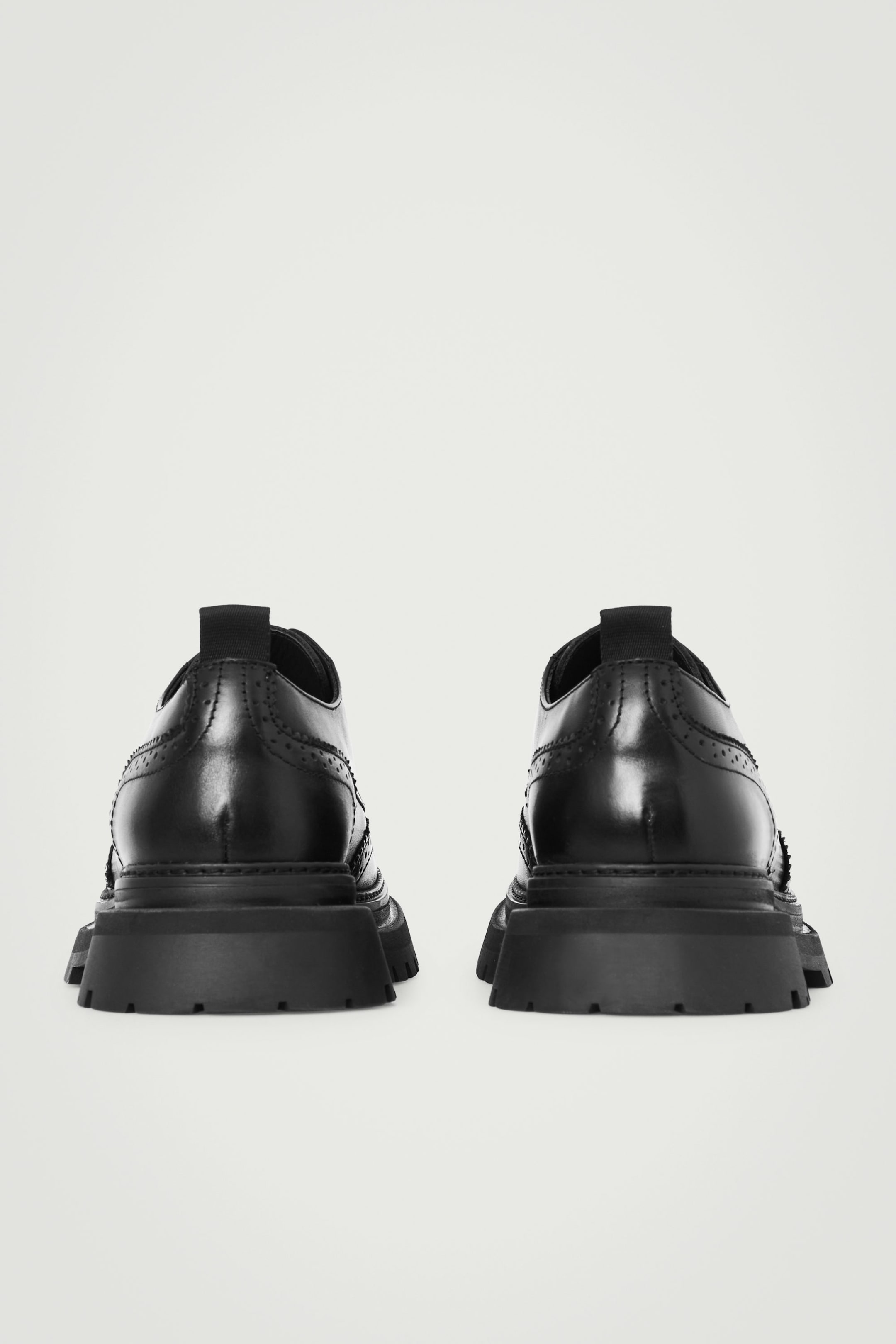 CHUNKY LEATHER DERBY BROGUES