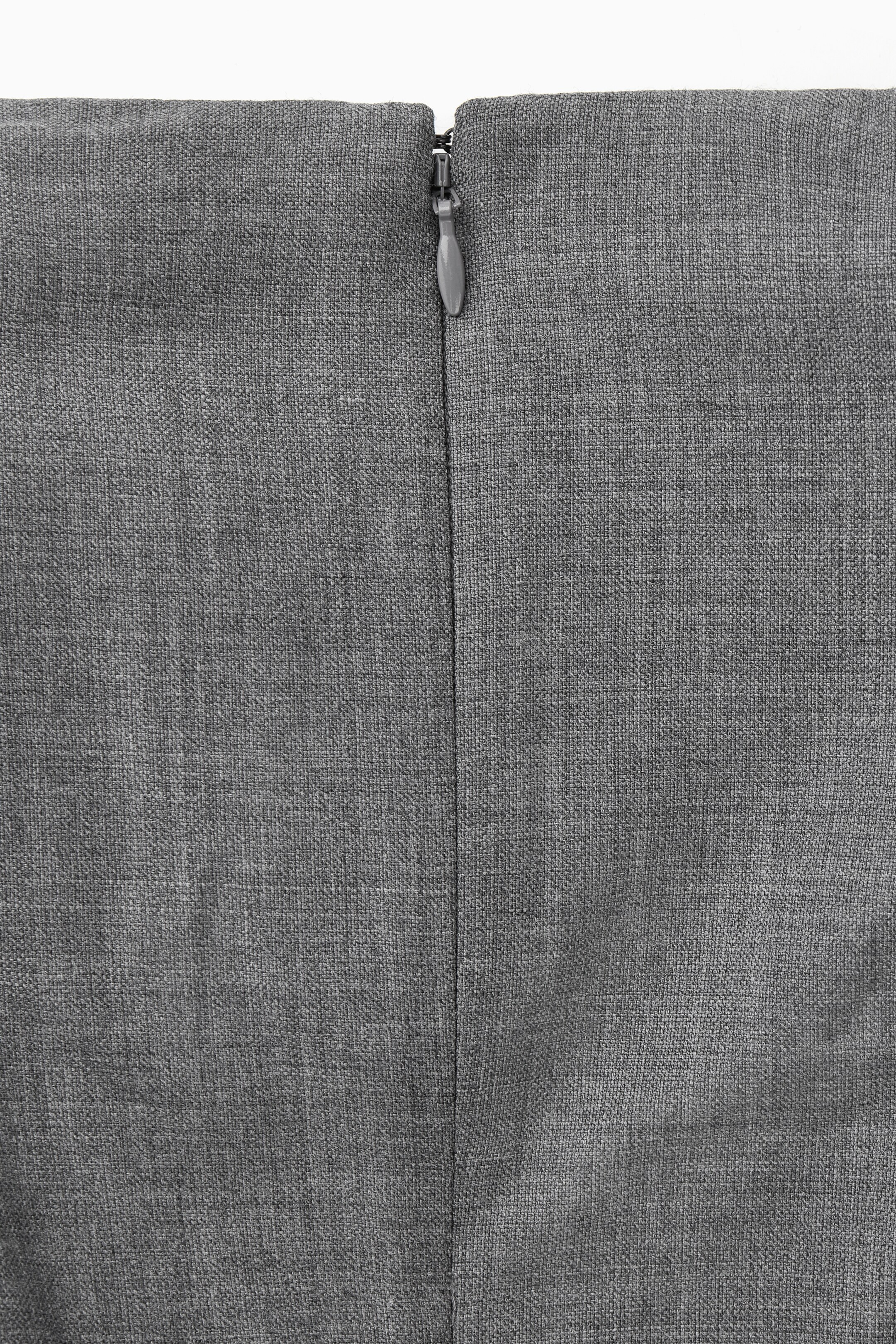 Agrandir l'image: TOP DÉSTRUCTURÉ POWER-SHOULDER LAINE - GRIS - FEMME | H&M CH 2