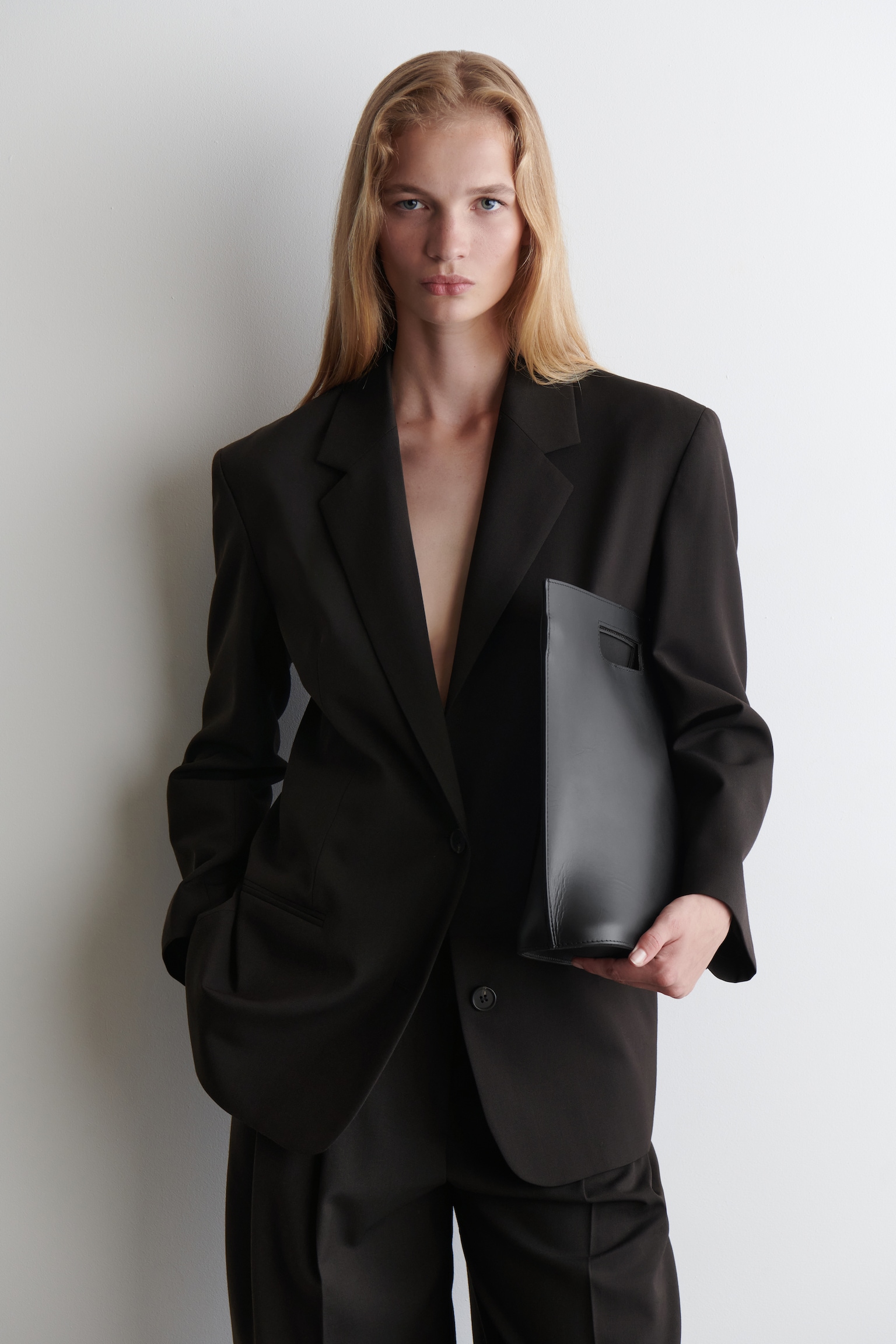 MERINO WOOL-BLEND BLAZER - DARK BROWN