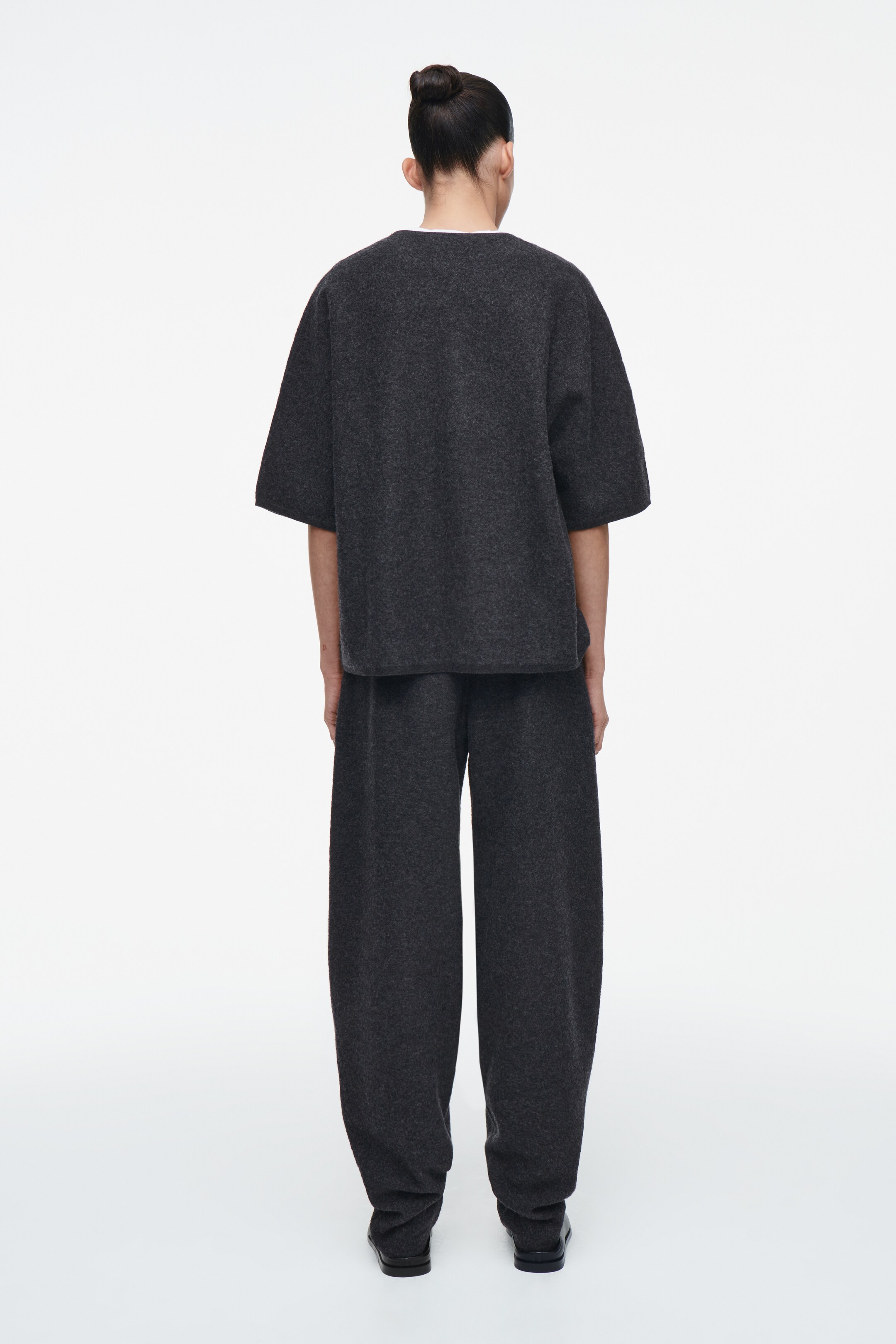 Zobrazit větší obrázek: Kalhoty z plstěné merino vlny - CHARCOAL MELANGE - ŽENY | H&M CZ 2