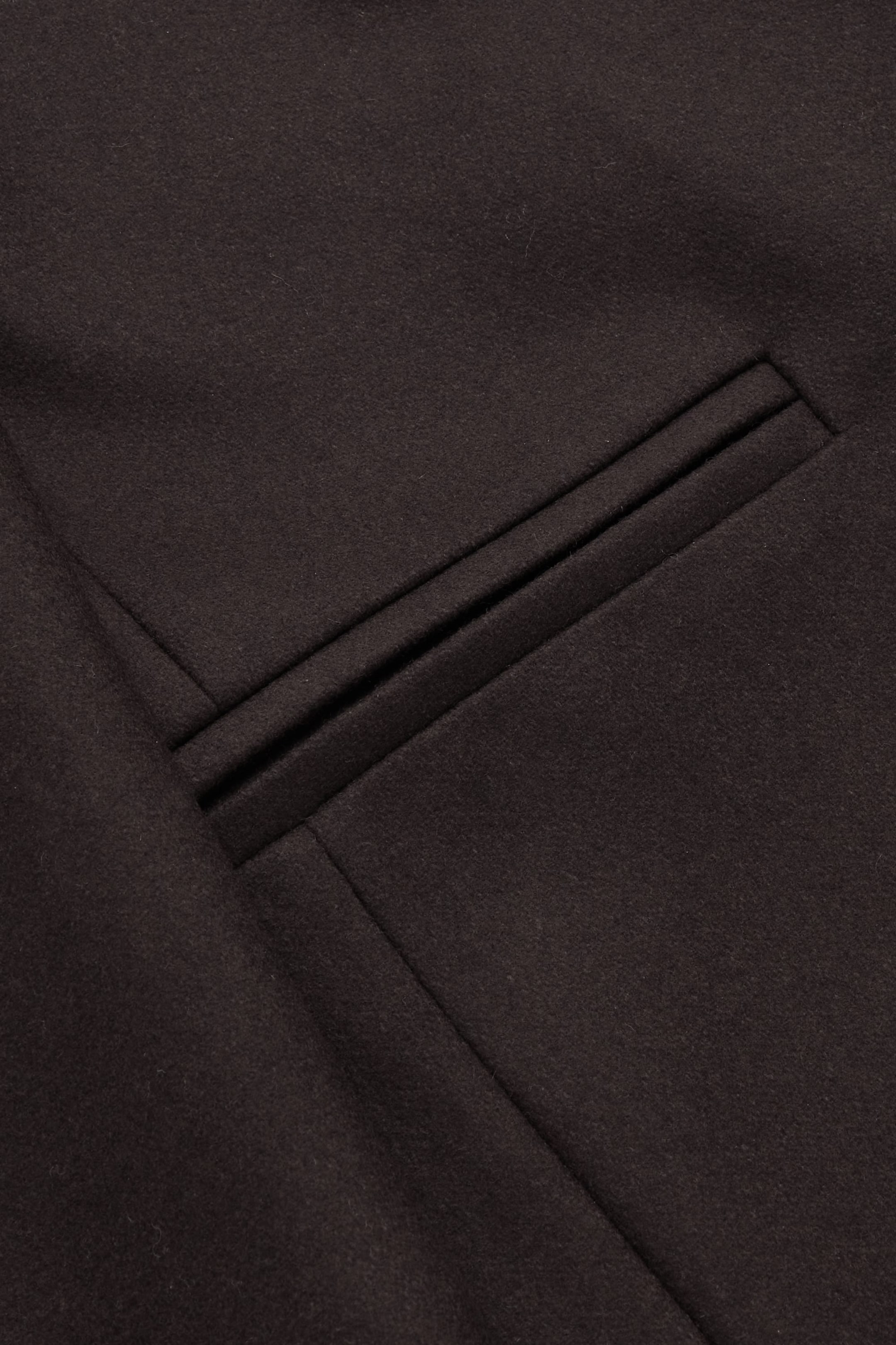 StillMedia/DescriptiveDetail