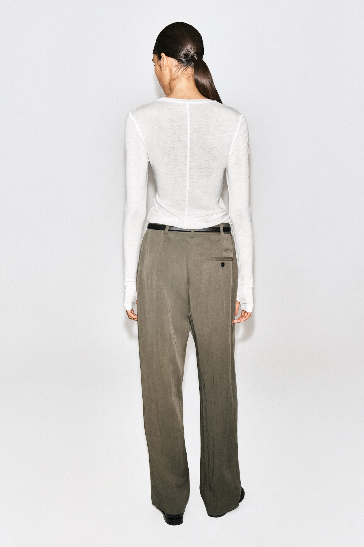 SLIM MERINO WOOL TOP — CREAM