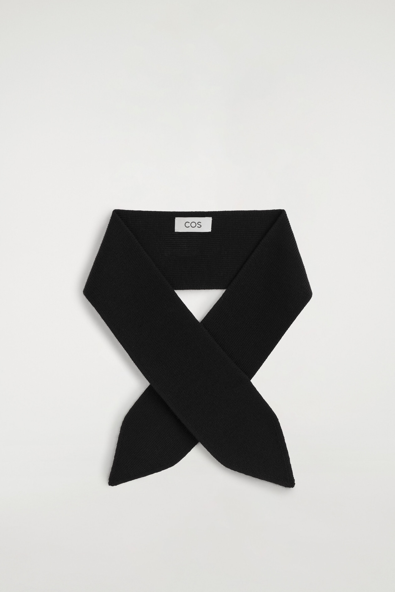MERINO WOOL NECK SCARF — BLACK