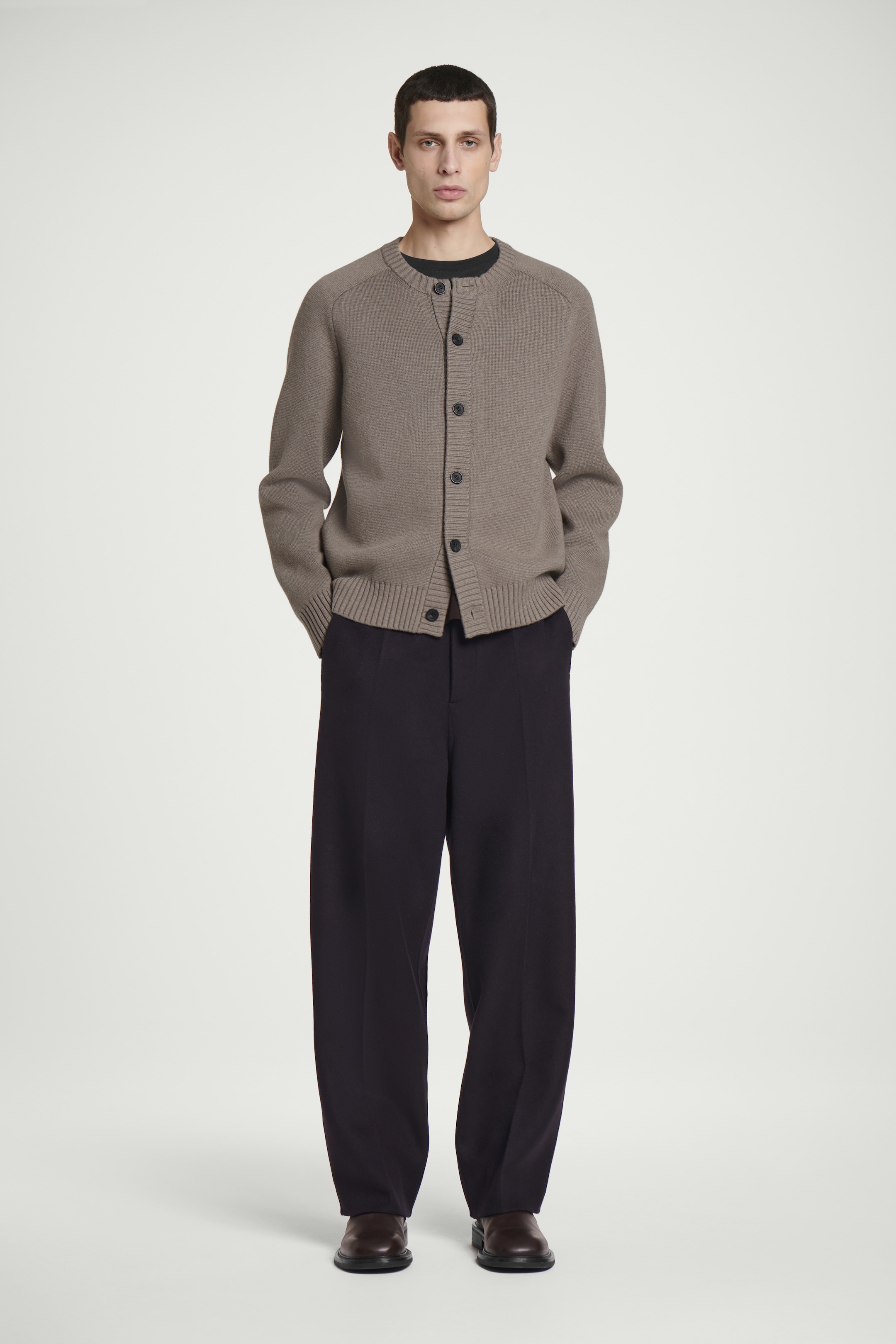 View larger image: WOOL-BLEND CREW-NECK CARDIGAN - MOLE - Men | H&M GB 3
