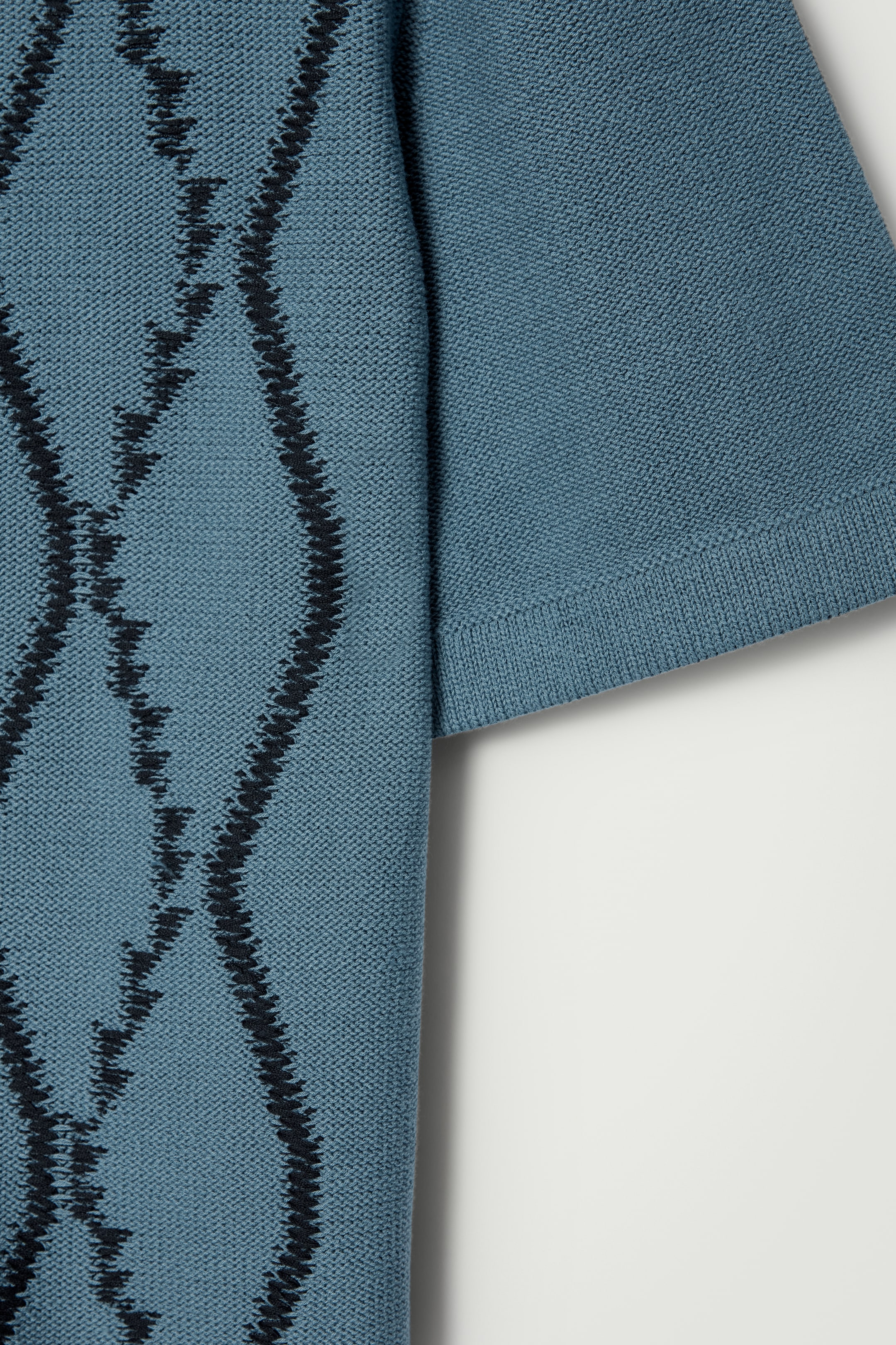 Agrandir l'image: CHEMISE DÉCONTRACTÉE EN MAILLE ARGYLE ABSTRAITE - TURQUOISE - HOMME | H&M CH 2