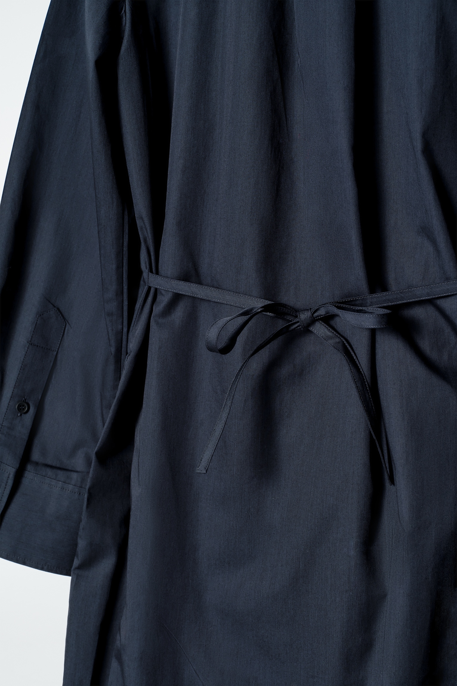 VESTIDO CAMISERO CON BOTONADURA CRUZADA - AZUL MARINO/CAQUI - 6