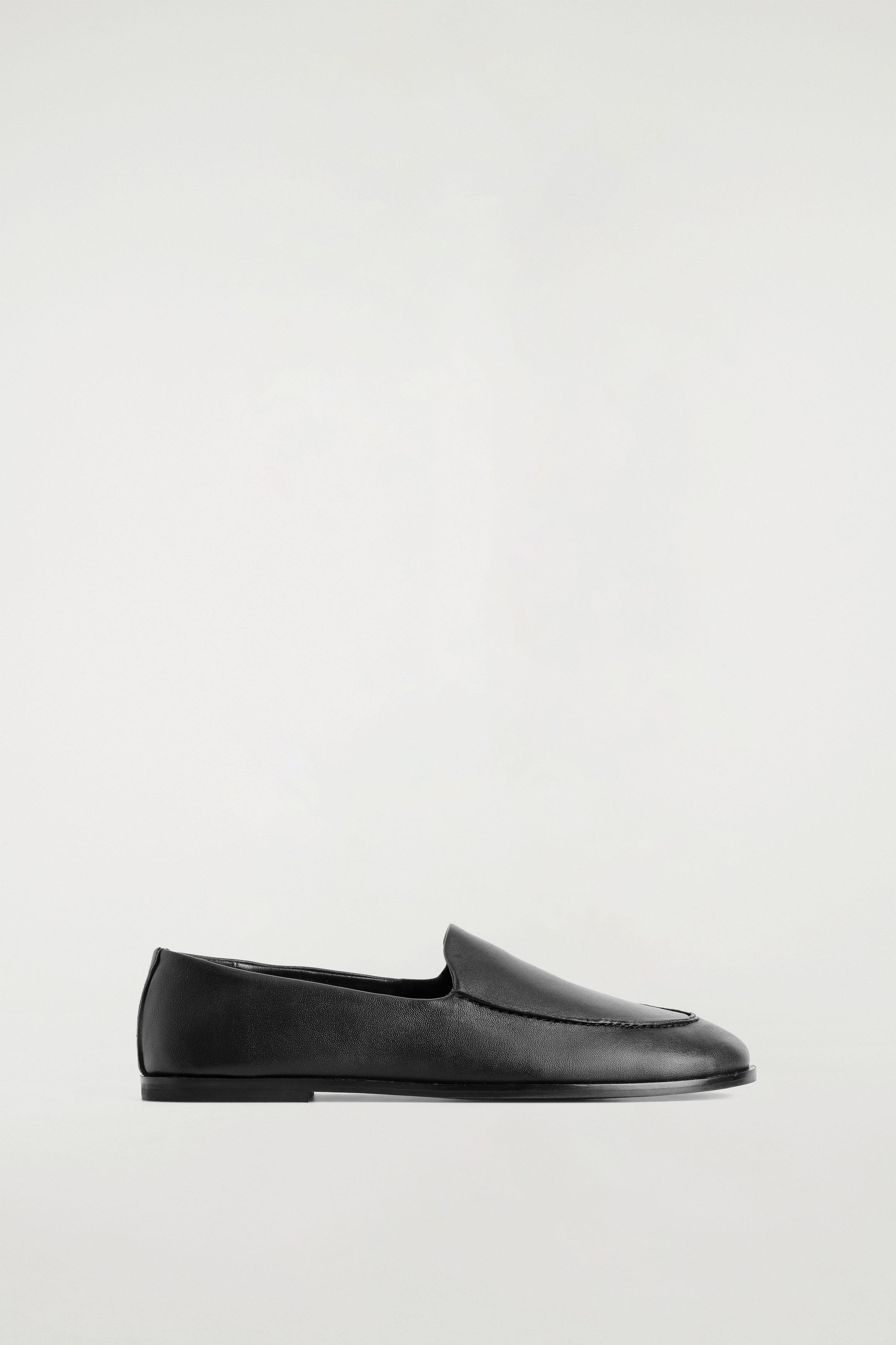 CLASSIC LEATHER LOAFERS - BLACK | COS GB