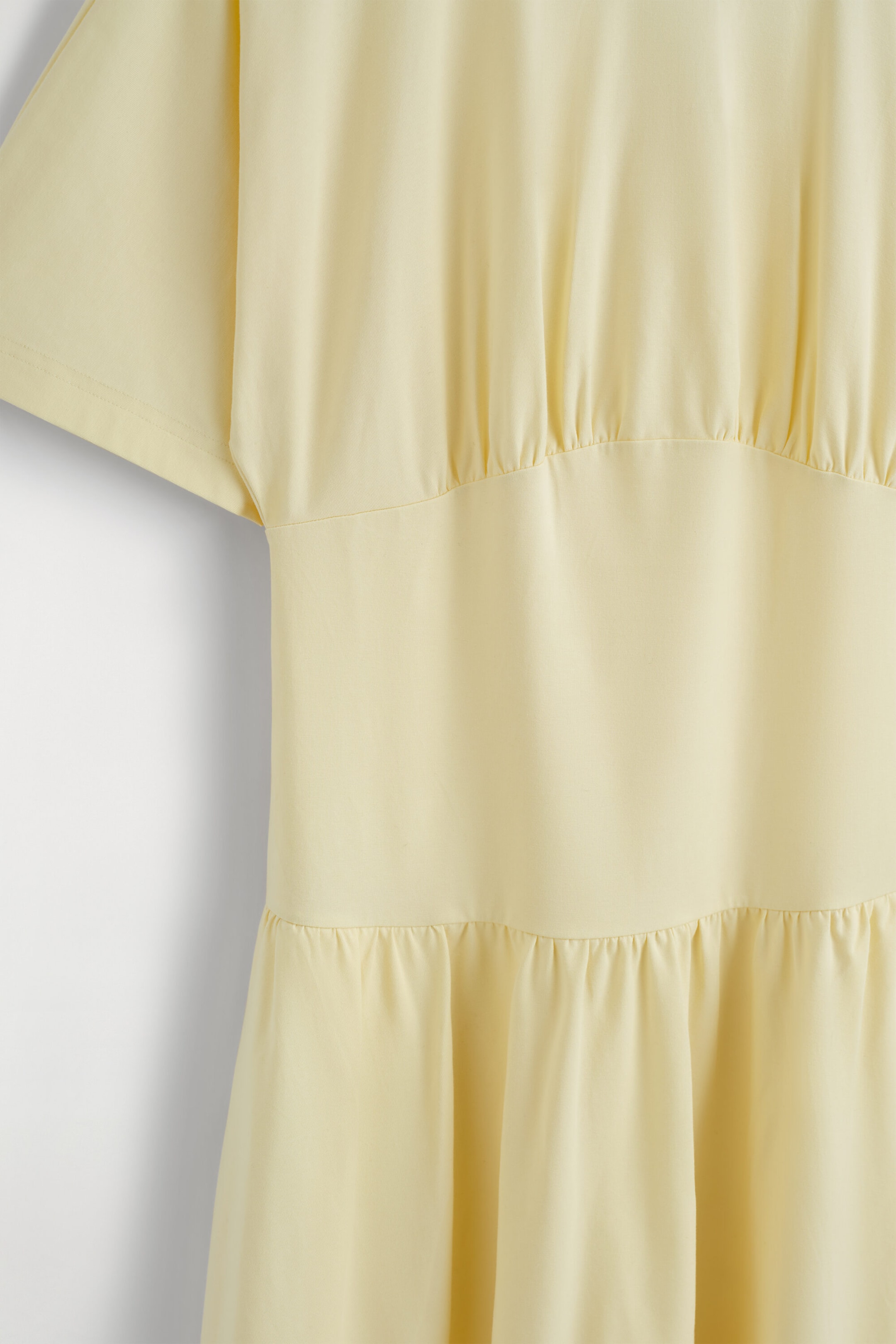 StillMedia/DescriptiveDetail