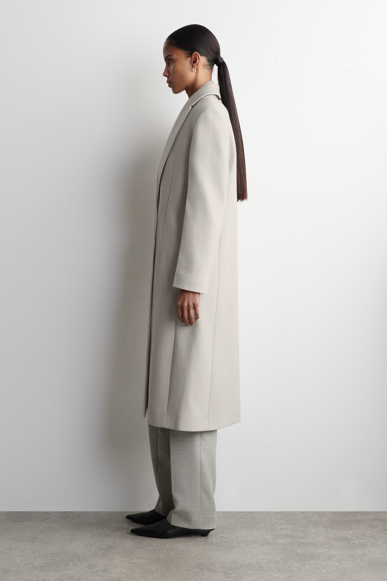 TAILORED WOOL-TWILL LONG COAT — LIGHT BEIGE