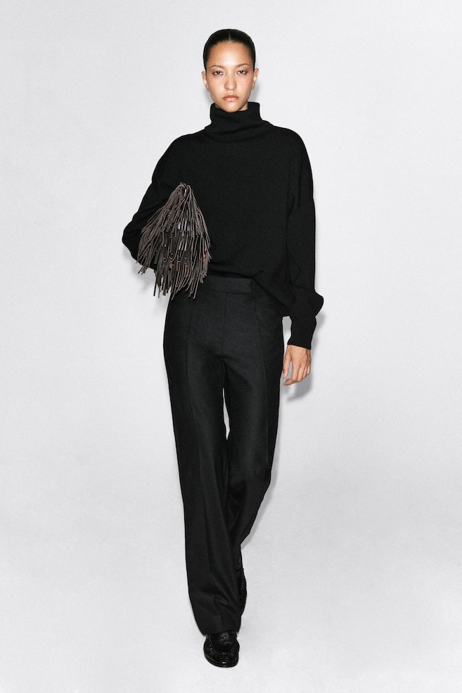 TAILORED STRAIGHT-LEG PANTS — CARBON