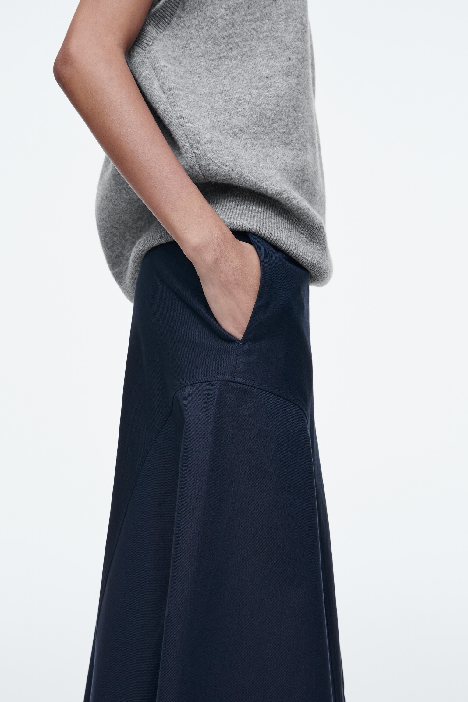 JUPE MIDI SILHOUETTE ARRONDIE - BLEU MARINE - 5