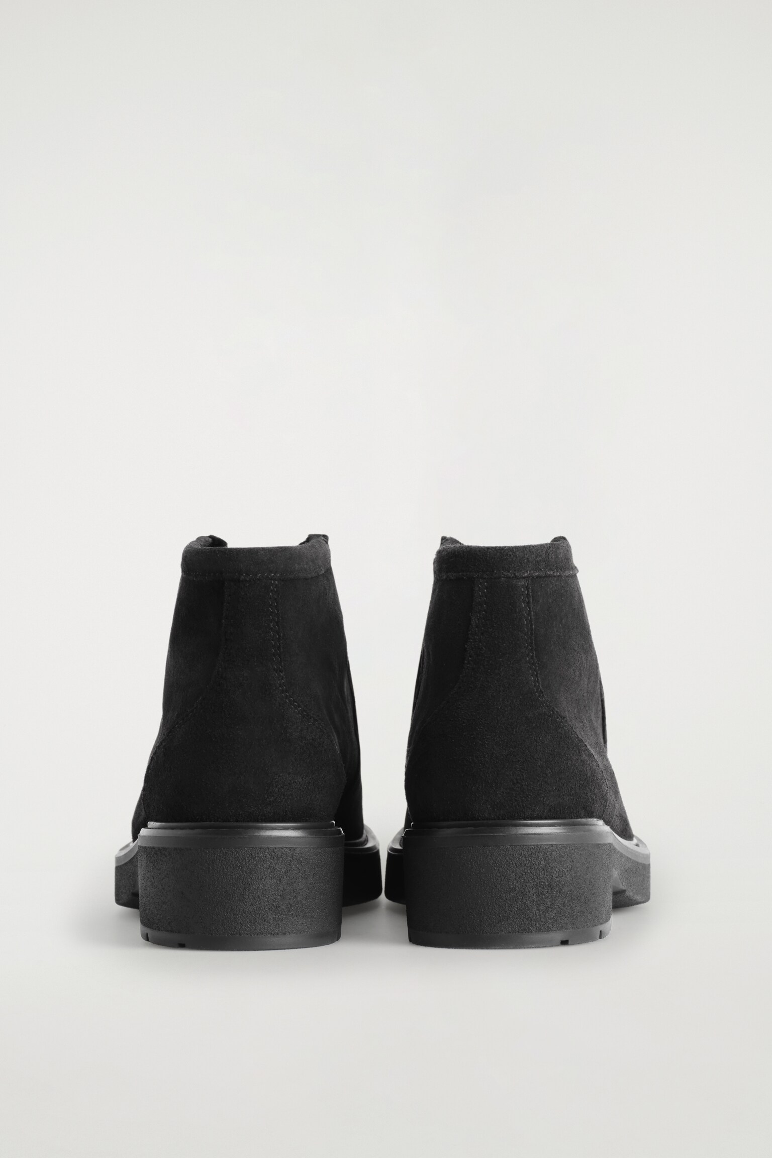 ANKLE BOOTS AUS VELOURSLEDER MIT SCHNÜRUNG - SCHWARZ - 6